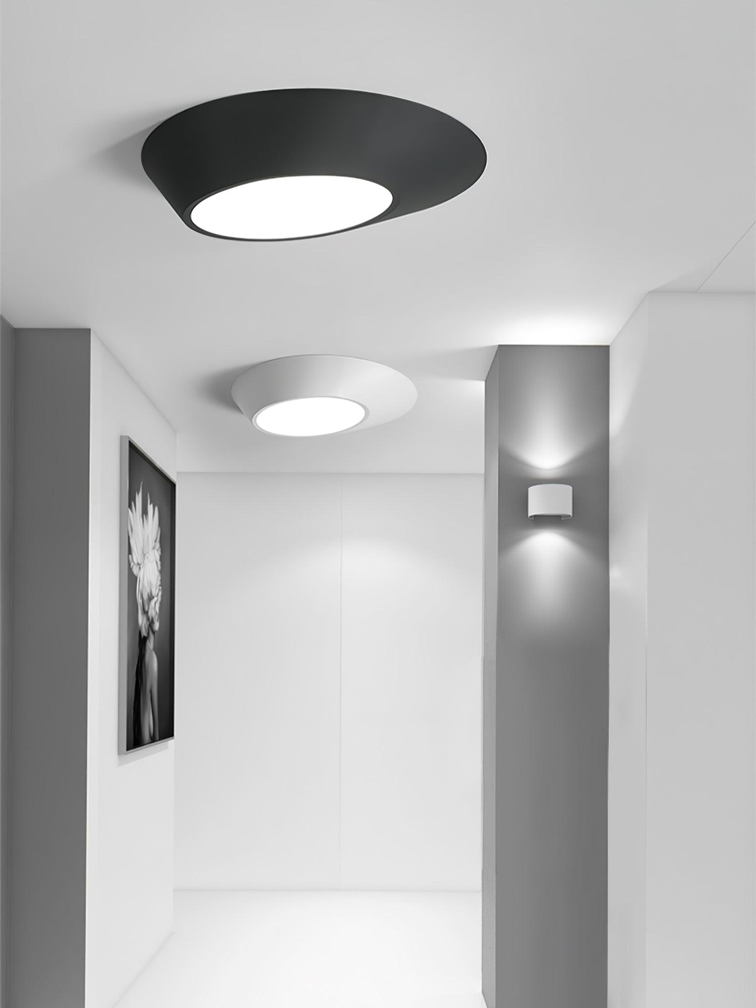 Angled Ceiling Light - Lumpaz