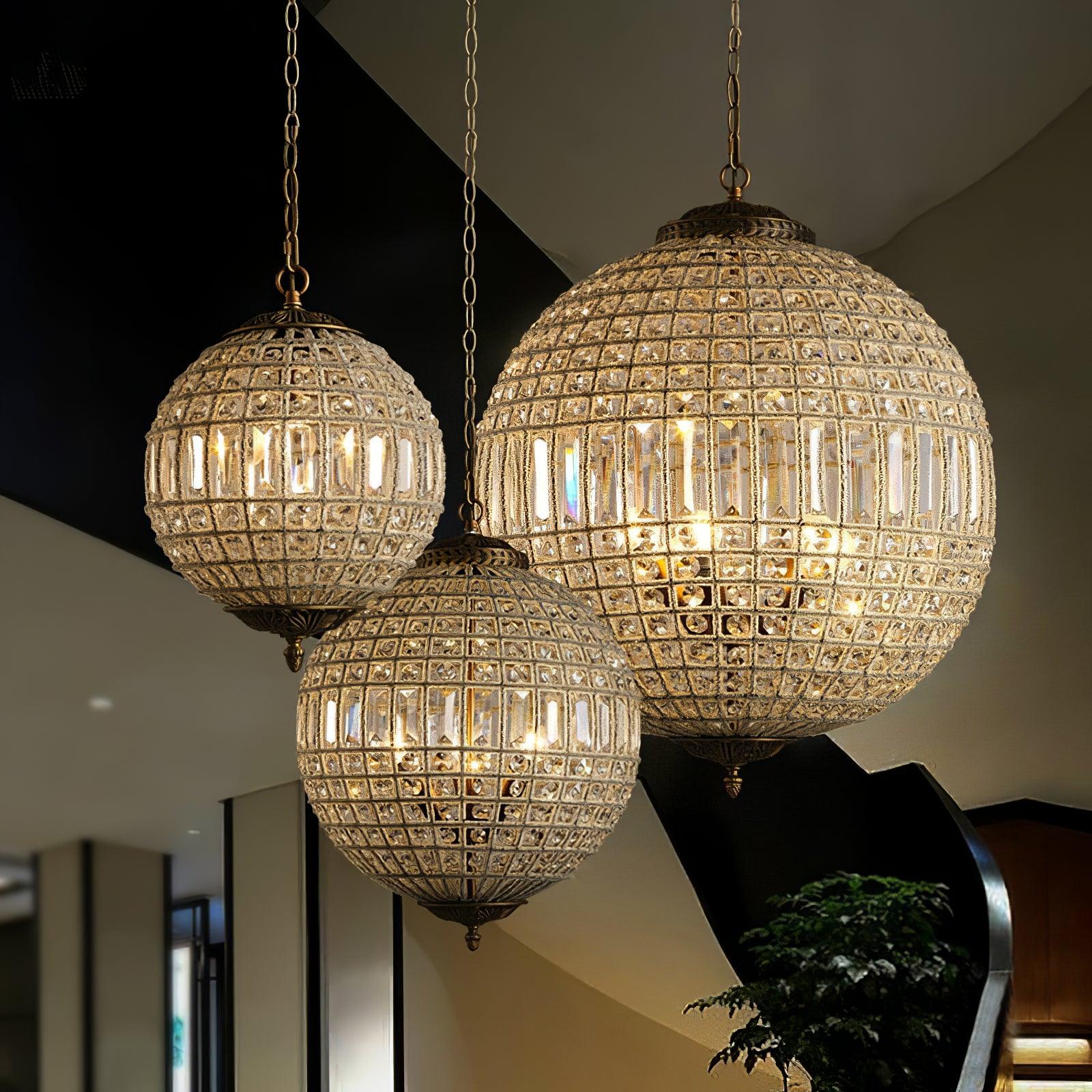 Traditional Gold Globe Chandelier - Lumpaz