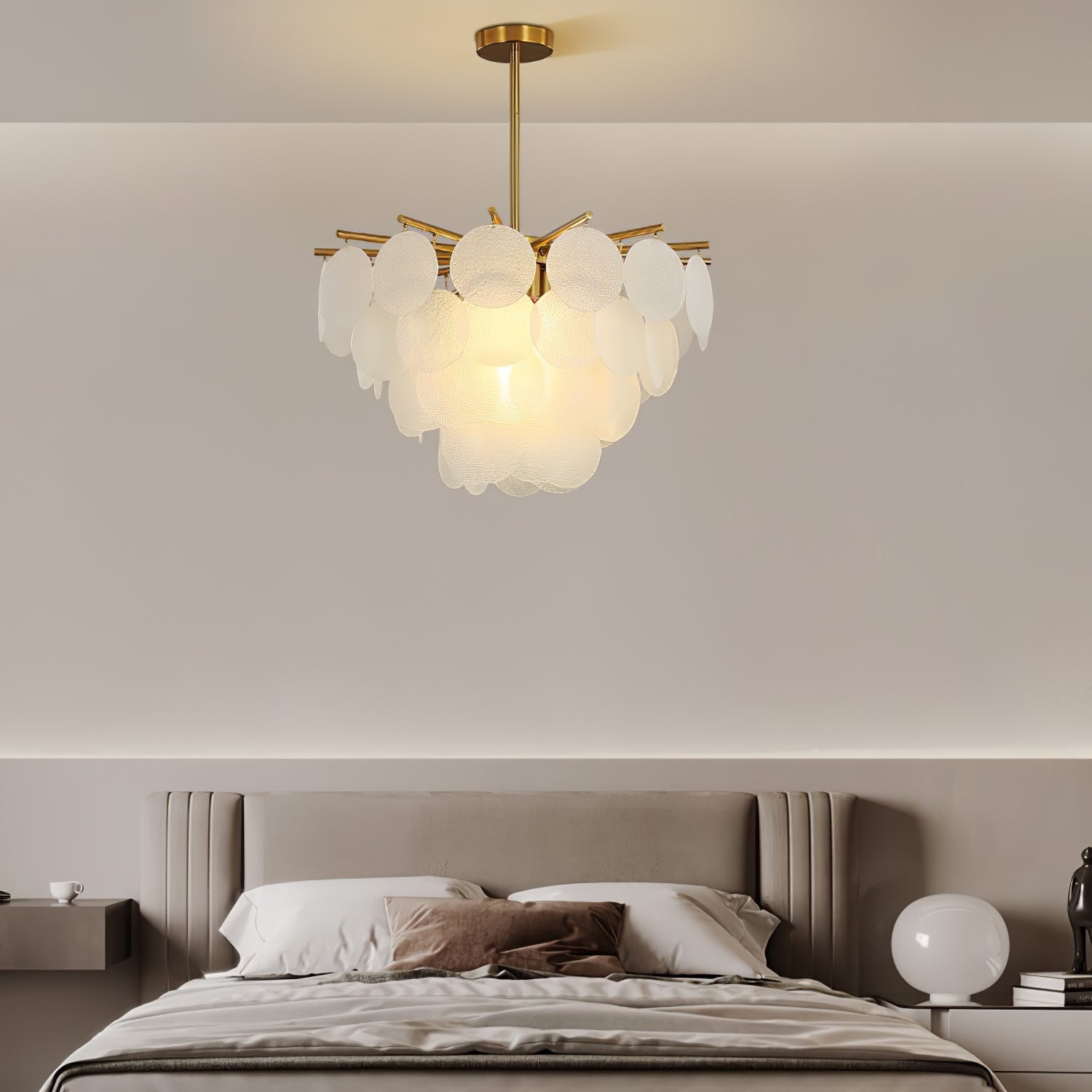 Nimbus Chandelier - Lumpaz