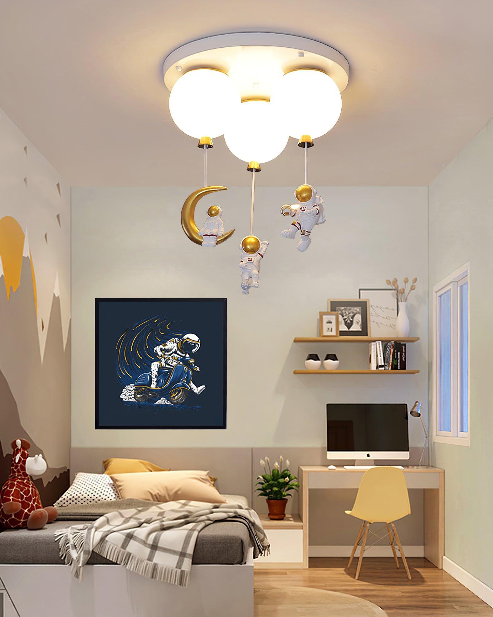 Astronaut Glossy Balloon Ceiling Lamp - Lumpaz