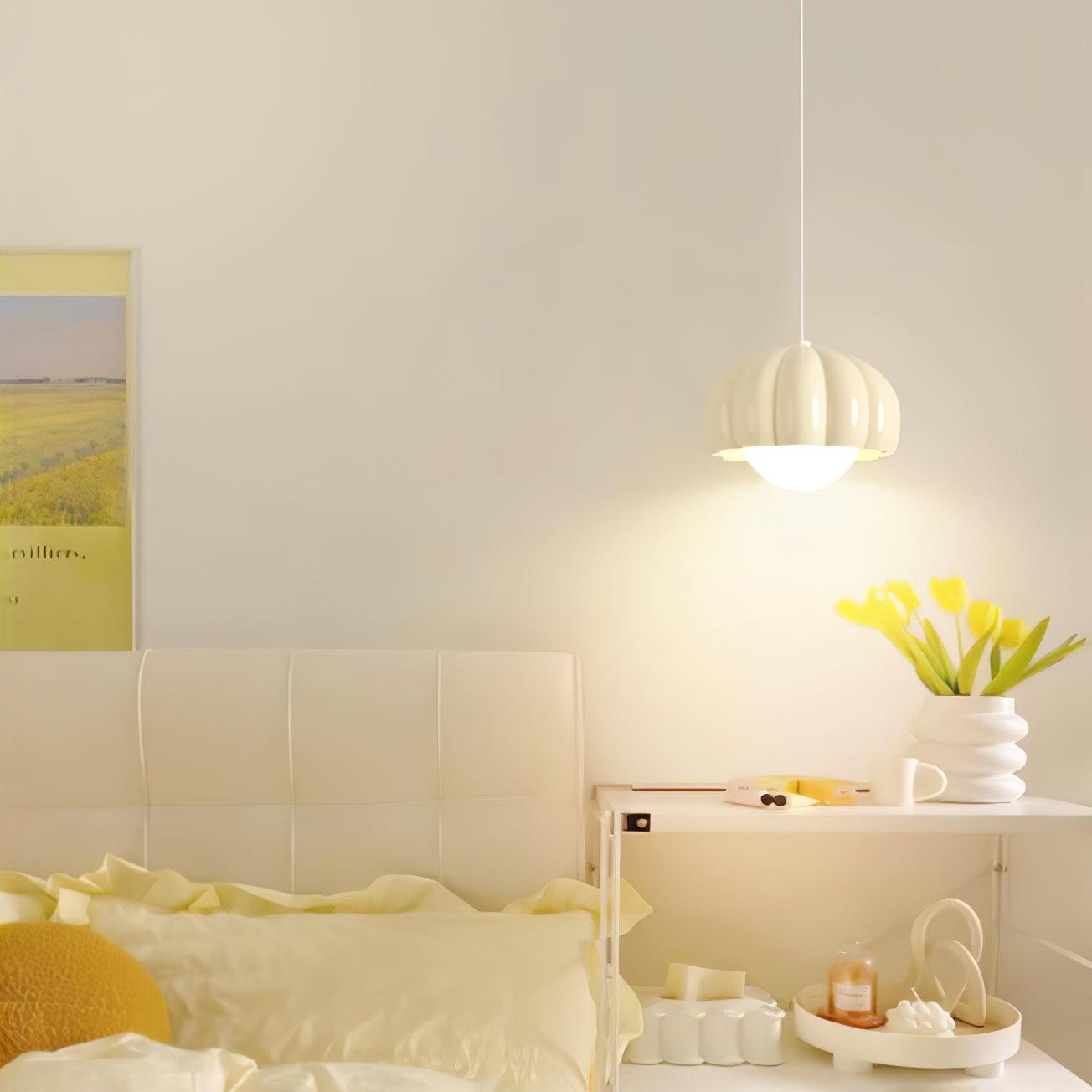Creamy Pumpkin Pendant Light - Lumpaz