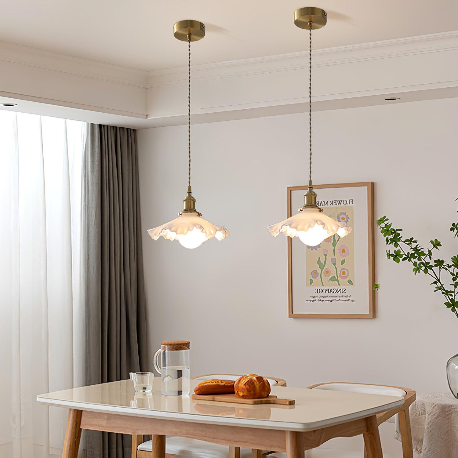 Small Floral Pendant Lamp - Lumpaz