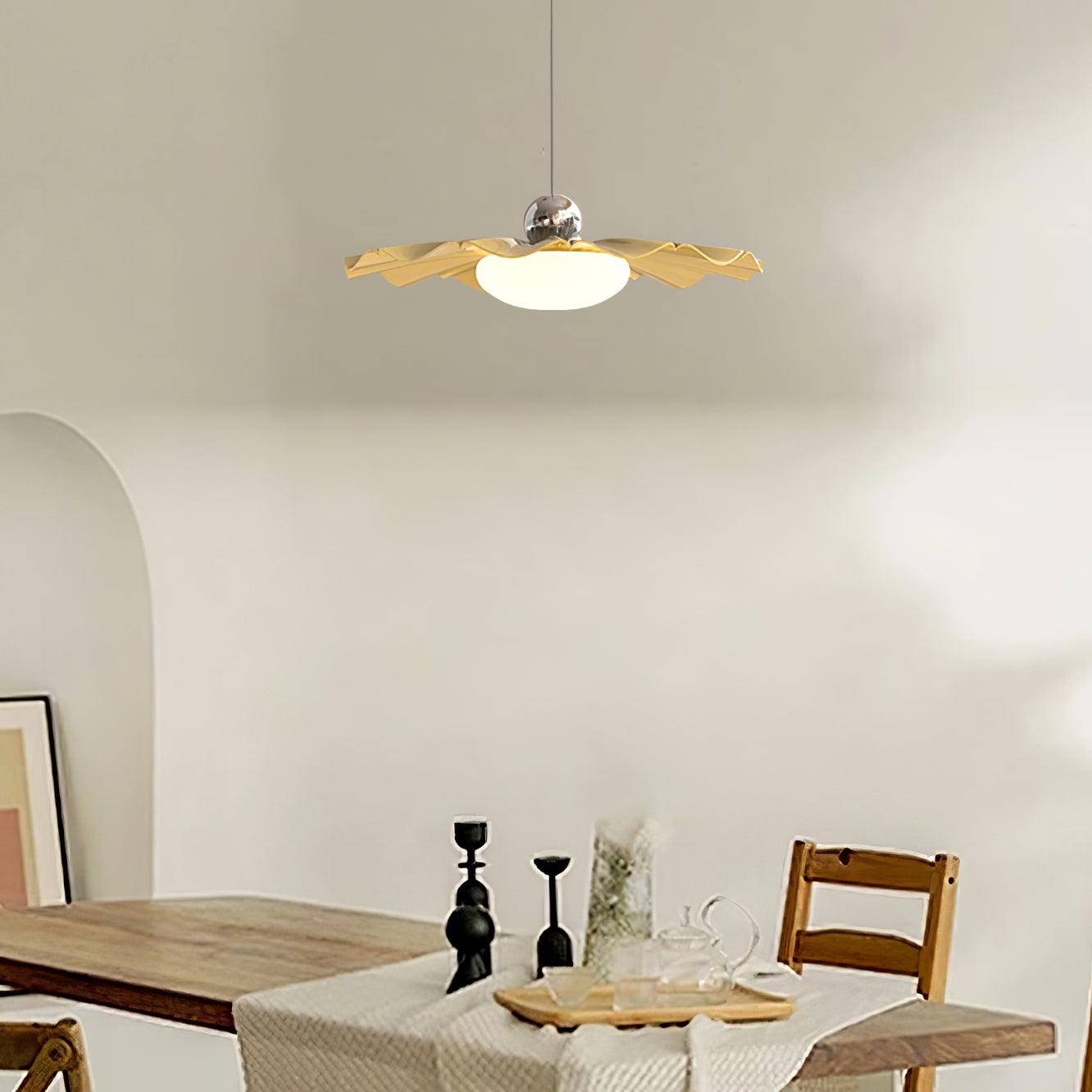 Blooming Flower Pendant Light - Lumpaz