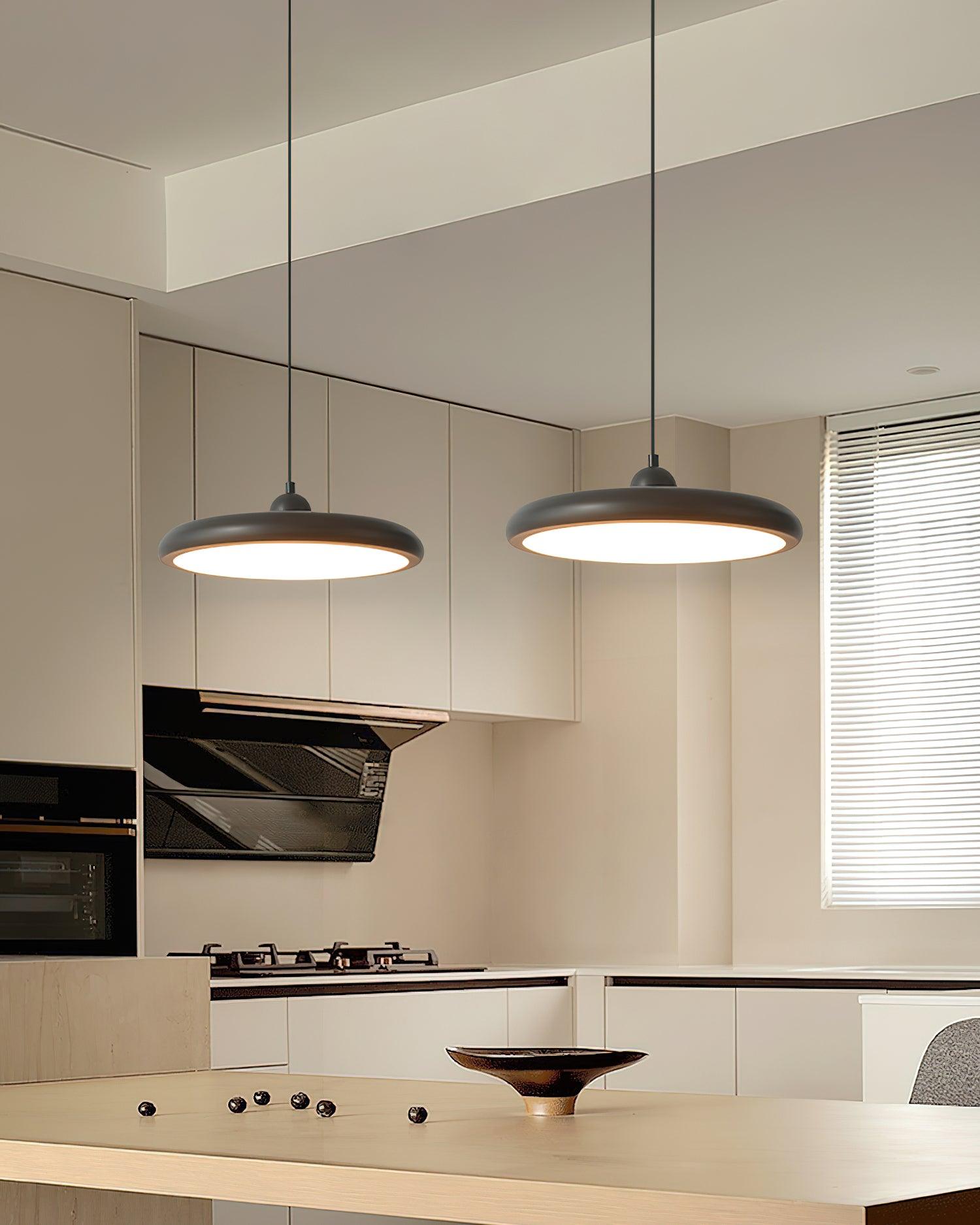 Thin Disc Pendant Lamp - Lumpaz