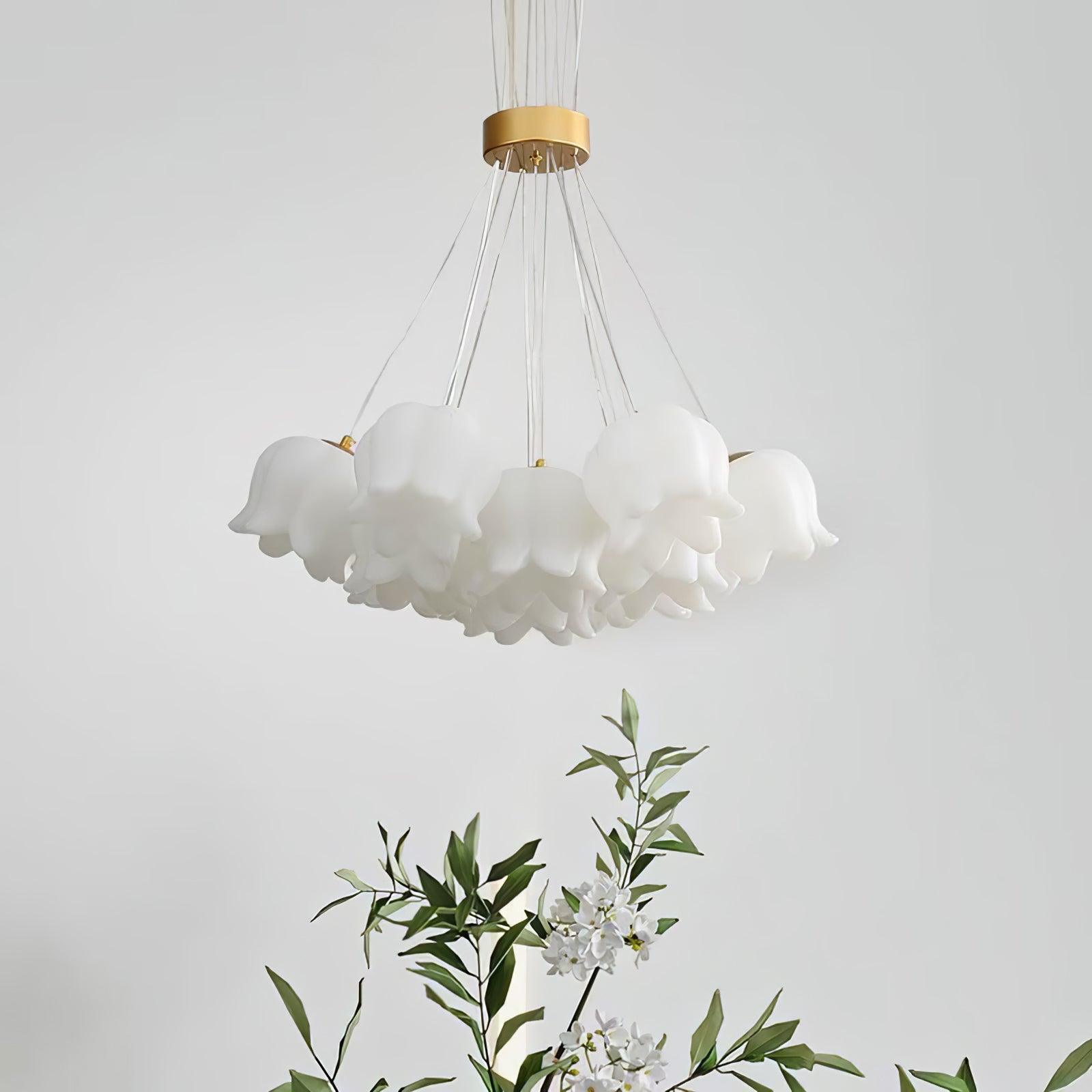 Elegant Floral Pendant Light - Lumpaz