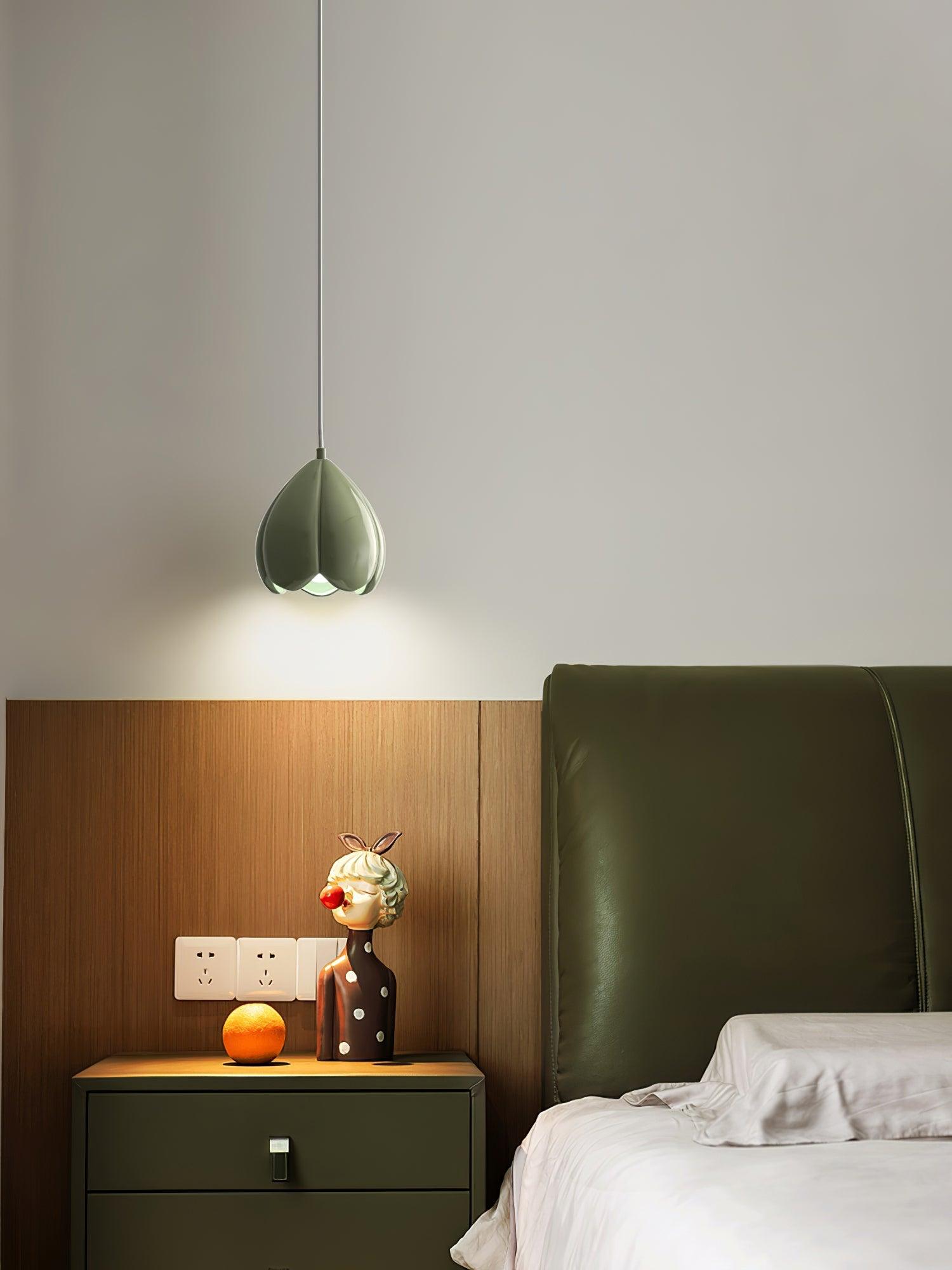 Flower Bud Pendant Lamp - Lumpaz