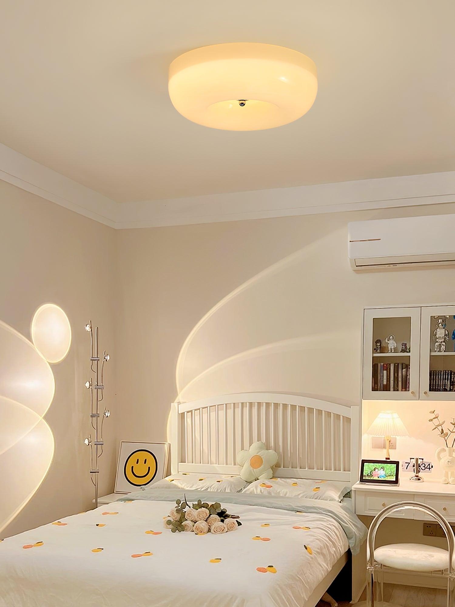 Cream Pudding Ceiling Lamp - Lumpaz