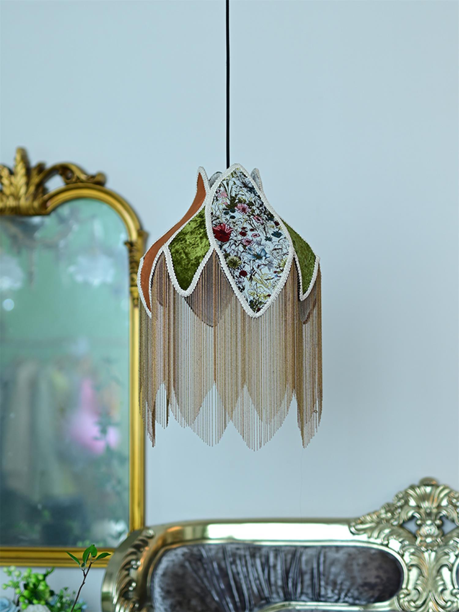Bette Fringed Pendant Lamp - Lumpaz