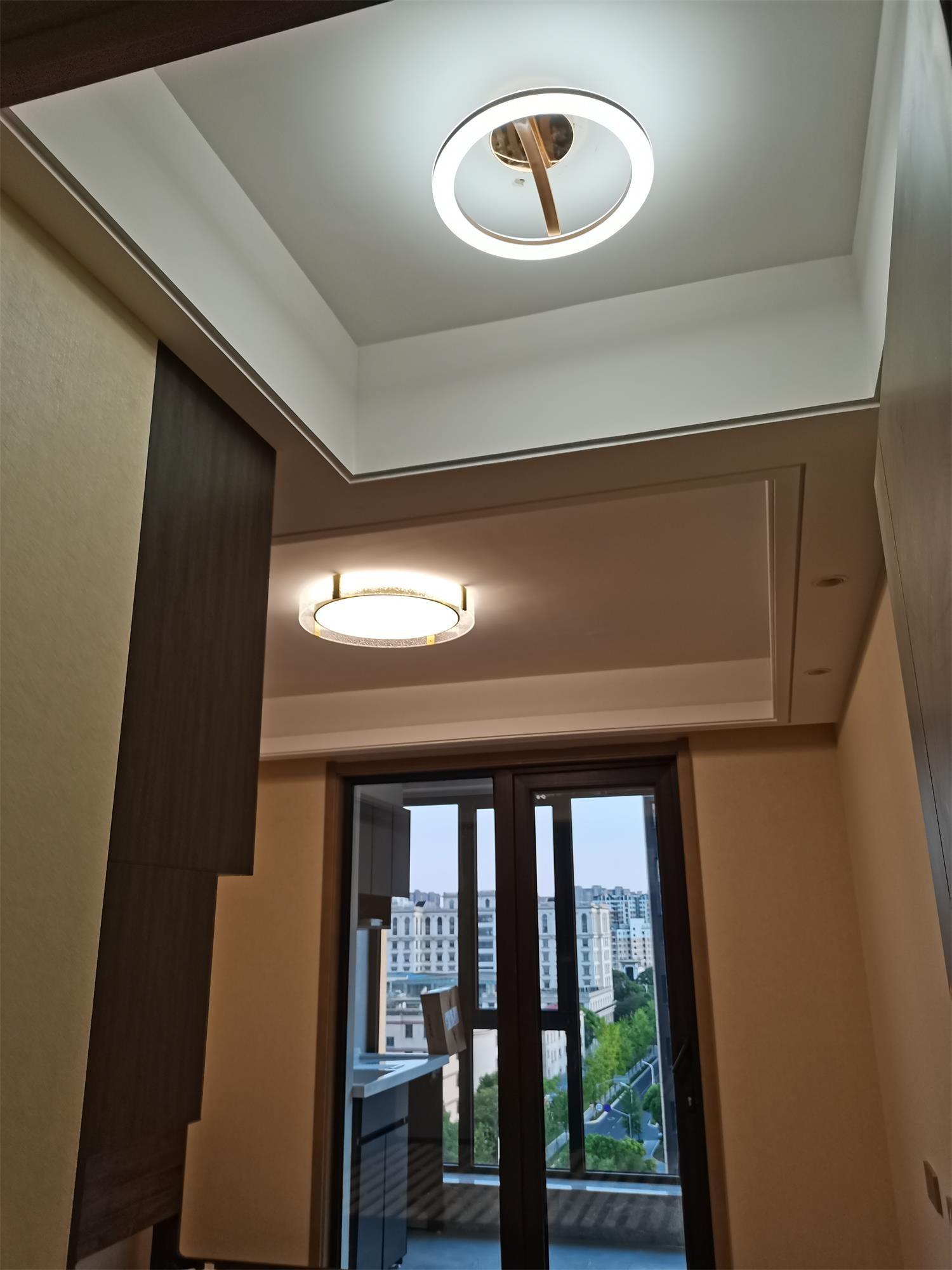 Round Low Profile Ceiling Light - Lumpaz
