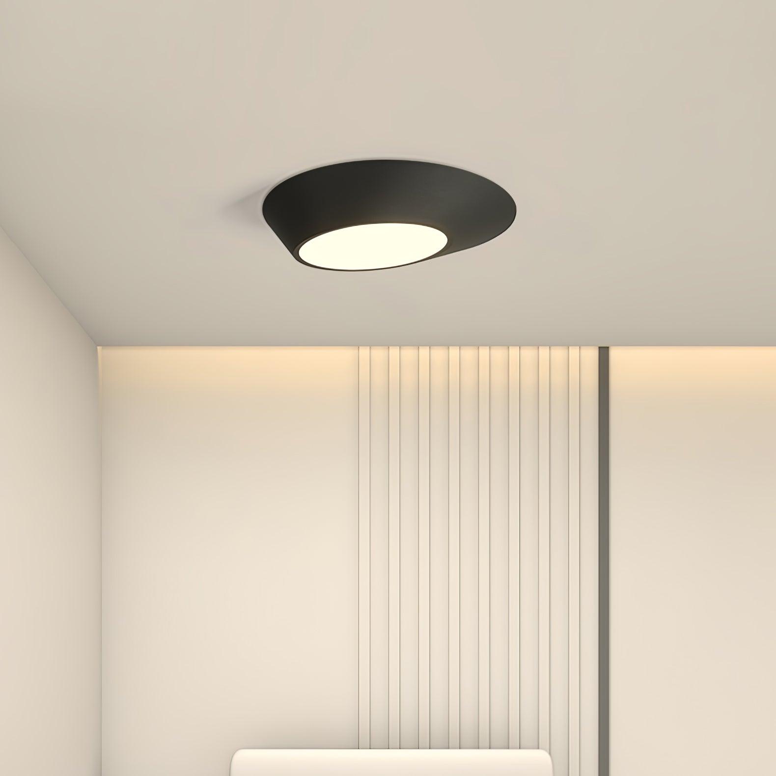 Angled Ceiling Light - Lumpaz