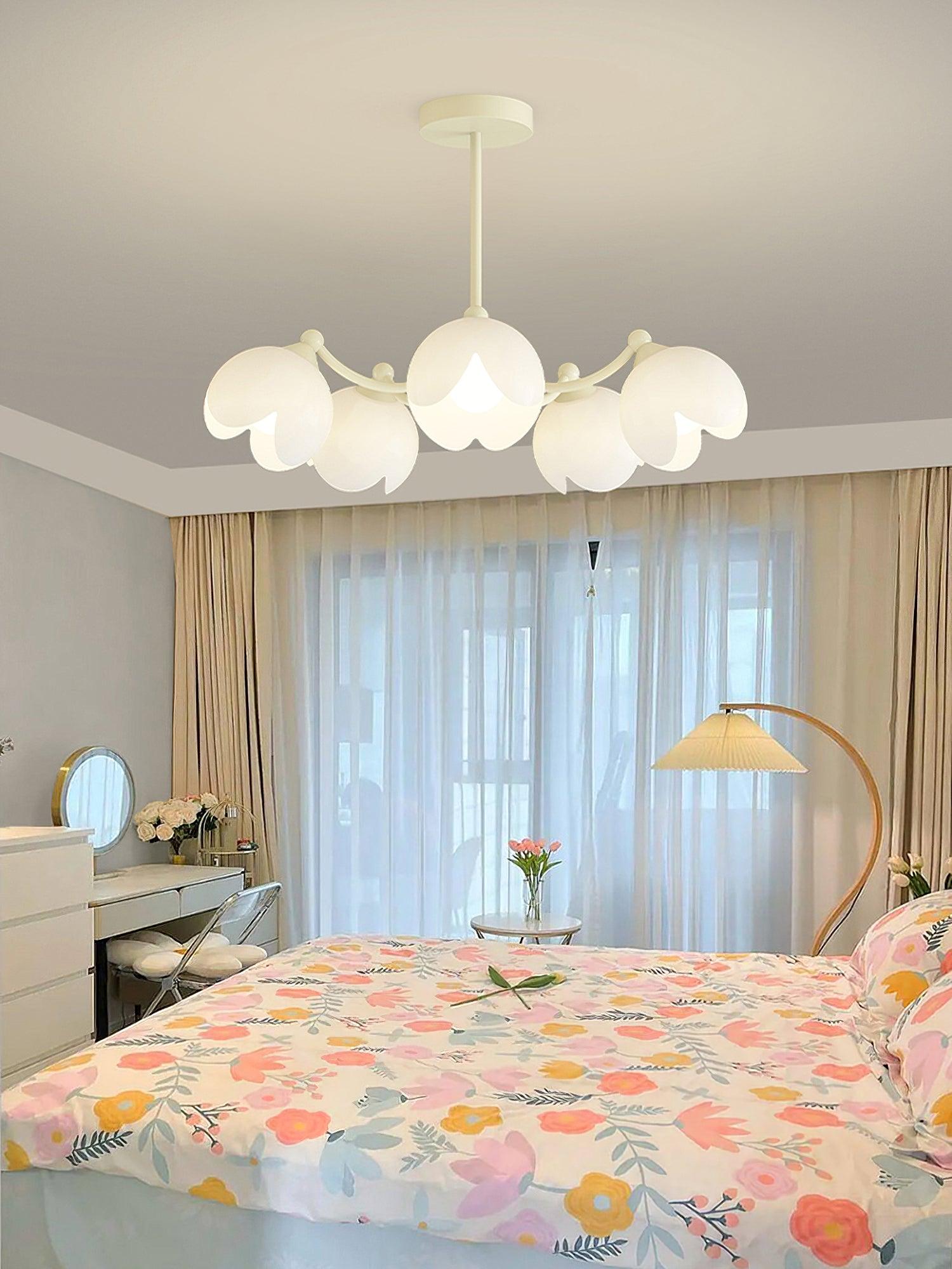 Murano Cream Chandelier - Lumpaz
