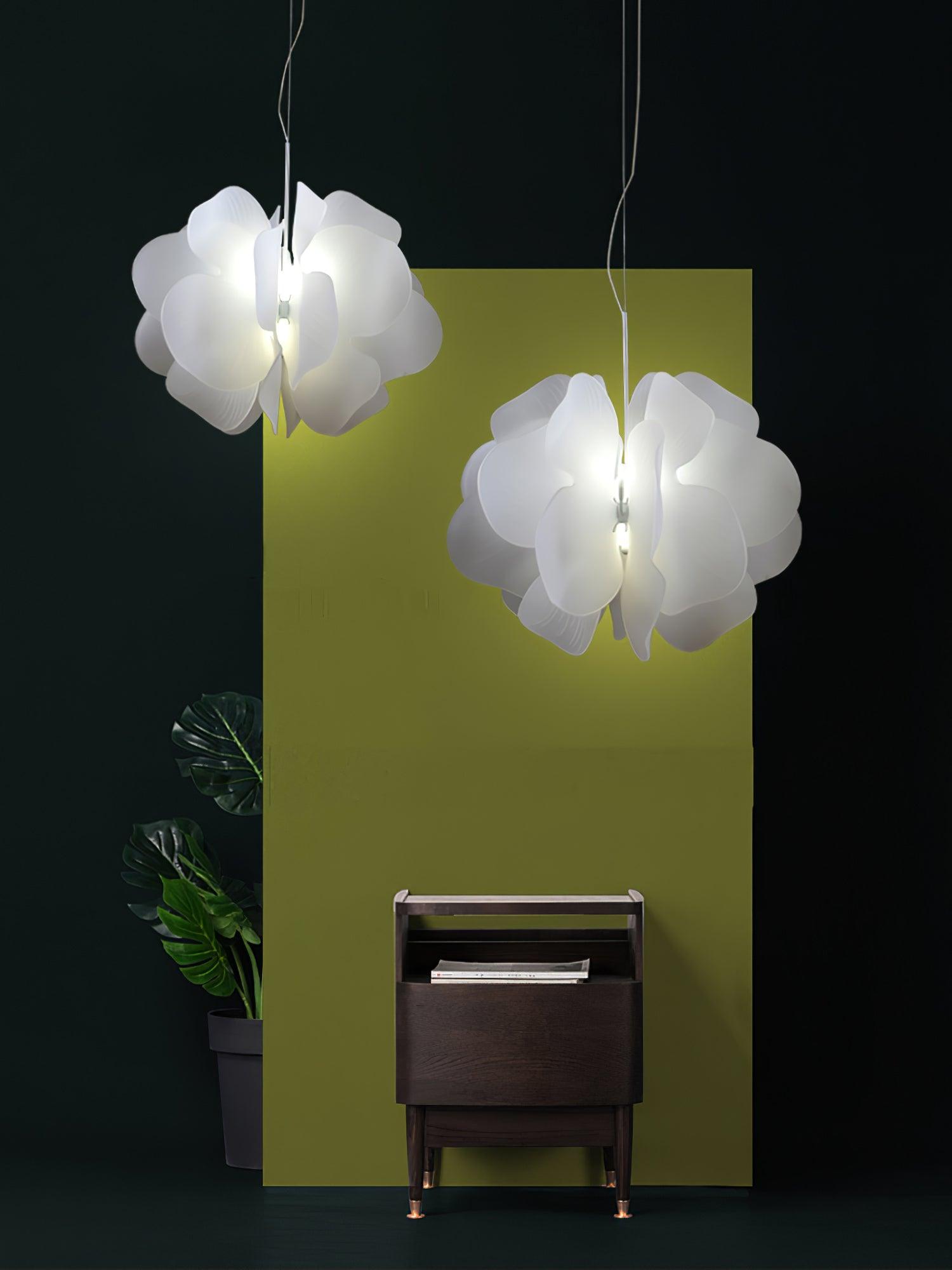 Nightbloom Pendant Lamp - Lumpaz