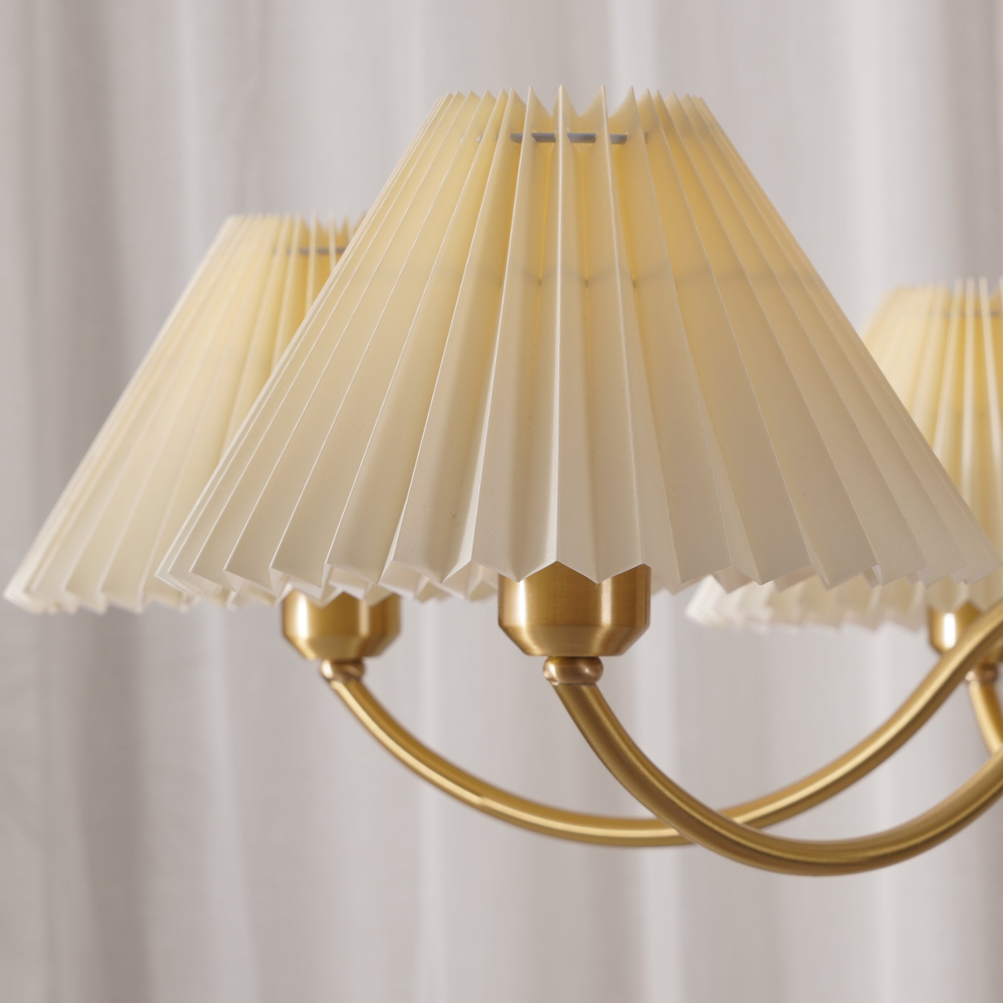 Pleated Chandelier - Lumpaz