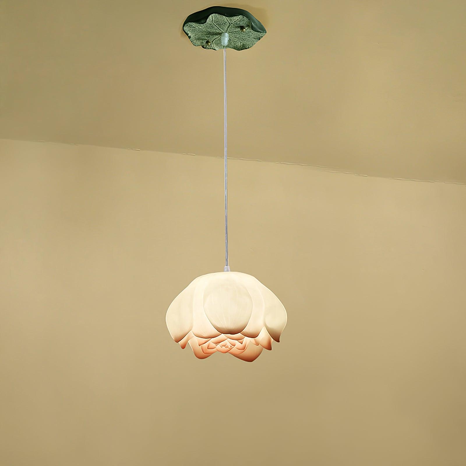 Lotus Chandelier - Lumpaz