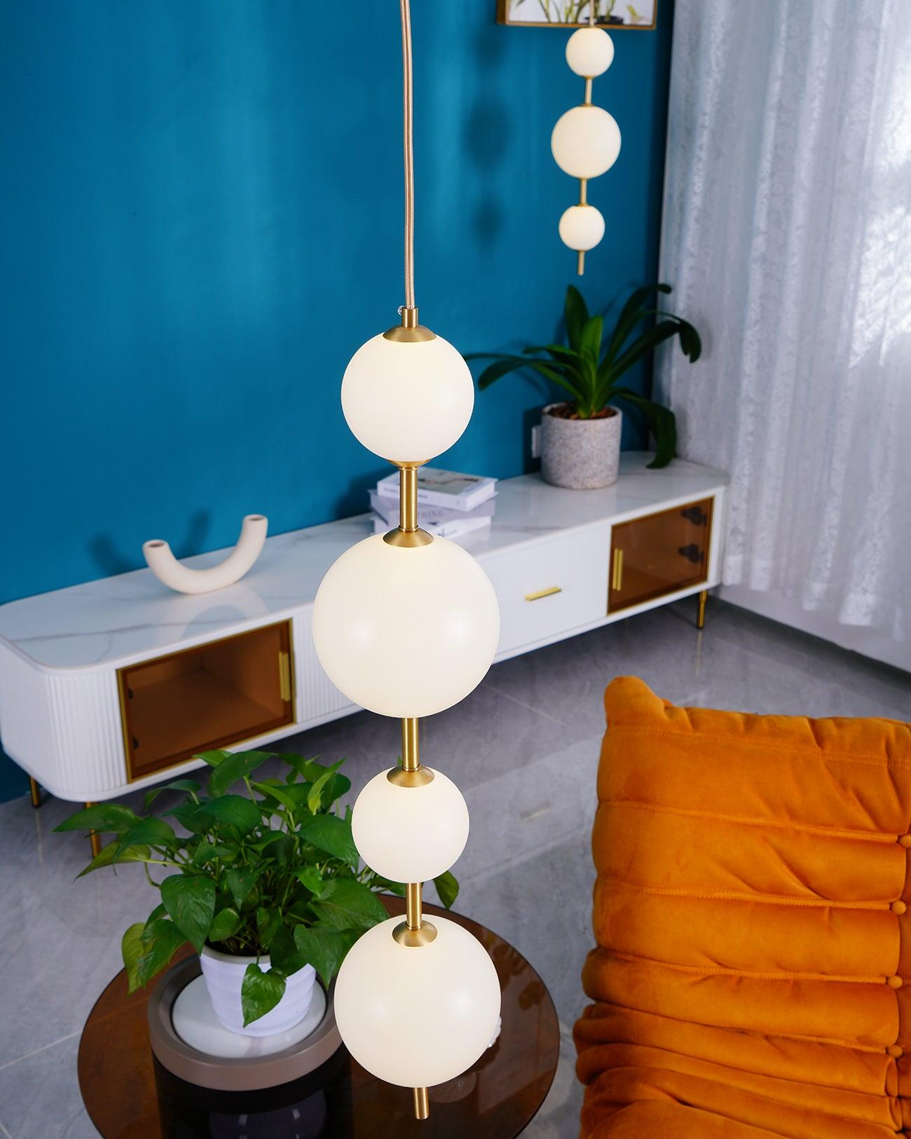 Vertical Globe Pendant Lamp - Lumpaz