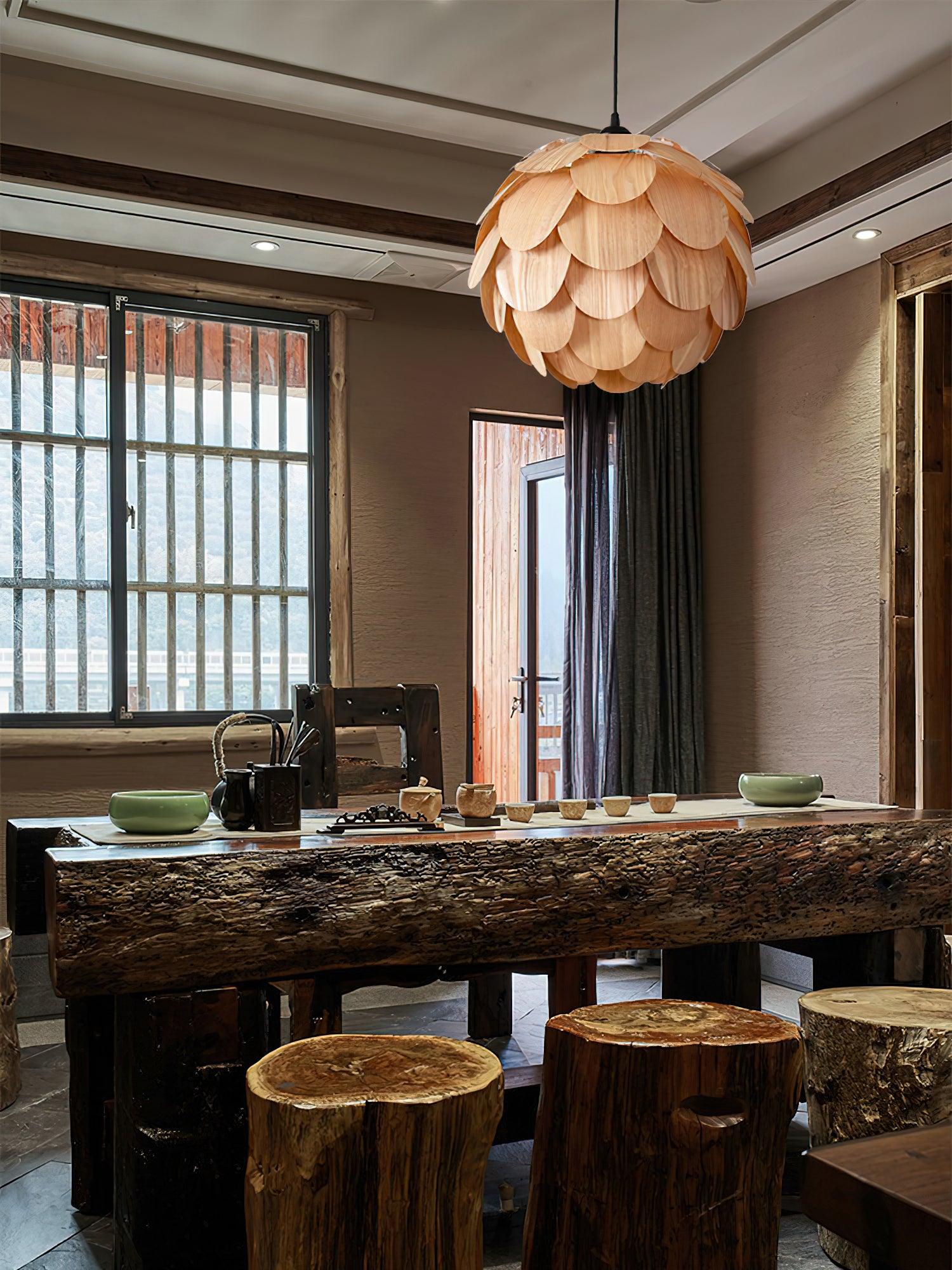 Pinecone Pendant Light - Lumpaz