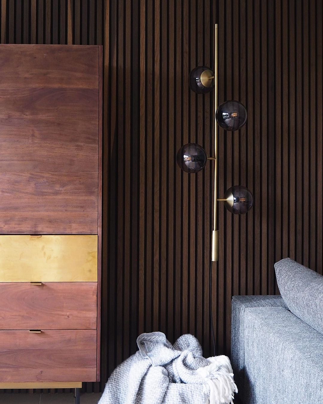 Orb Pendant Light - Lumpaz