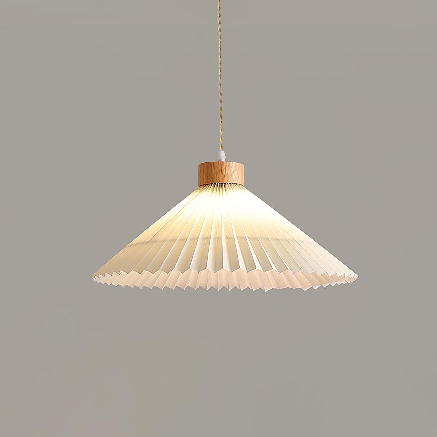 Pleated Wooden Pendant Light - Lumpaz