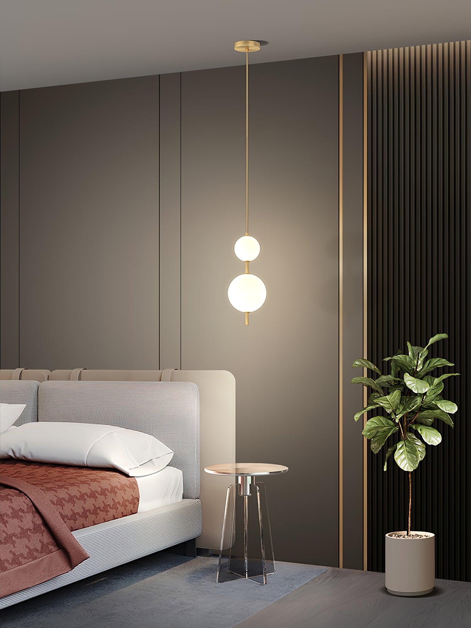 Vertical Globe Pendant Lamp - Lumpaz
