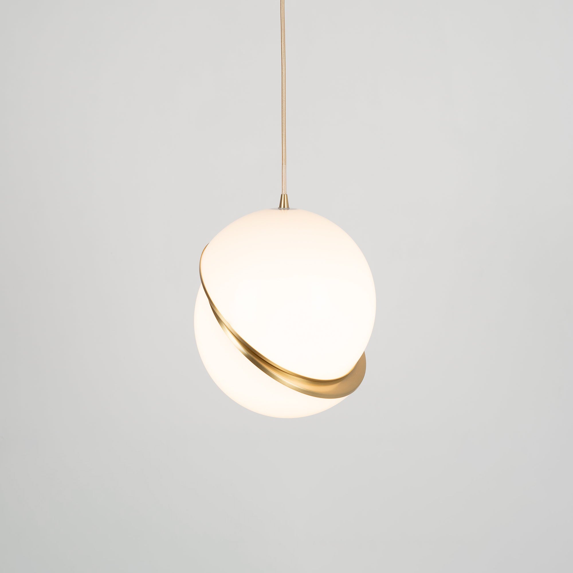 Crescent Pendant Lamp - Lumpaz