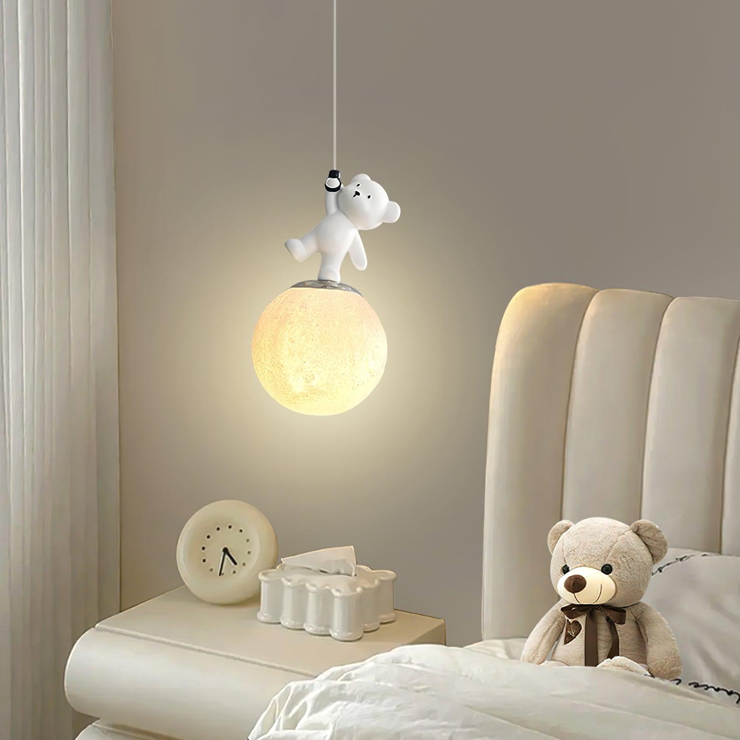 Animal And Moon Pendant Light - Lumpaz