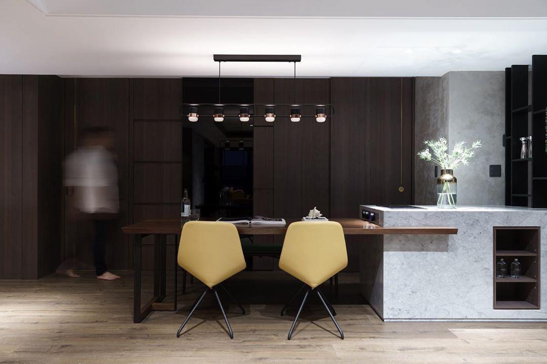 Adjustable Glass Pendant Light - Lumpaz