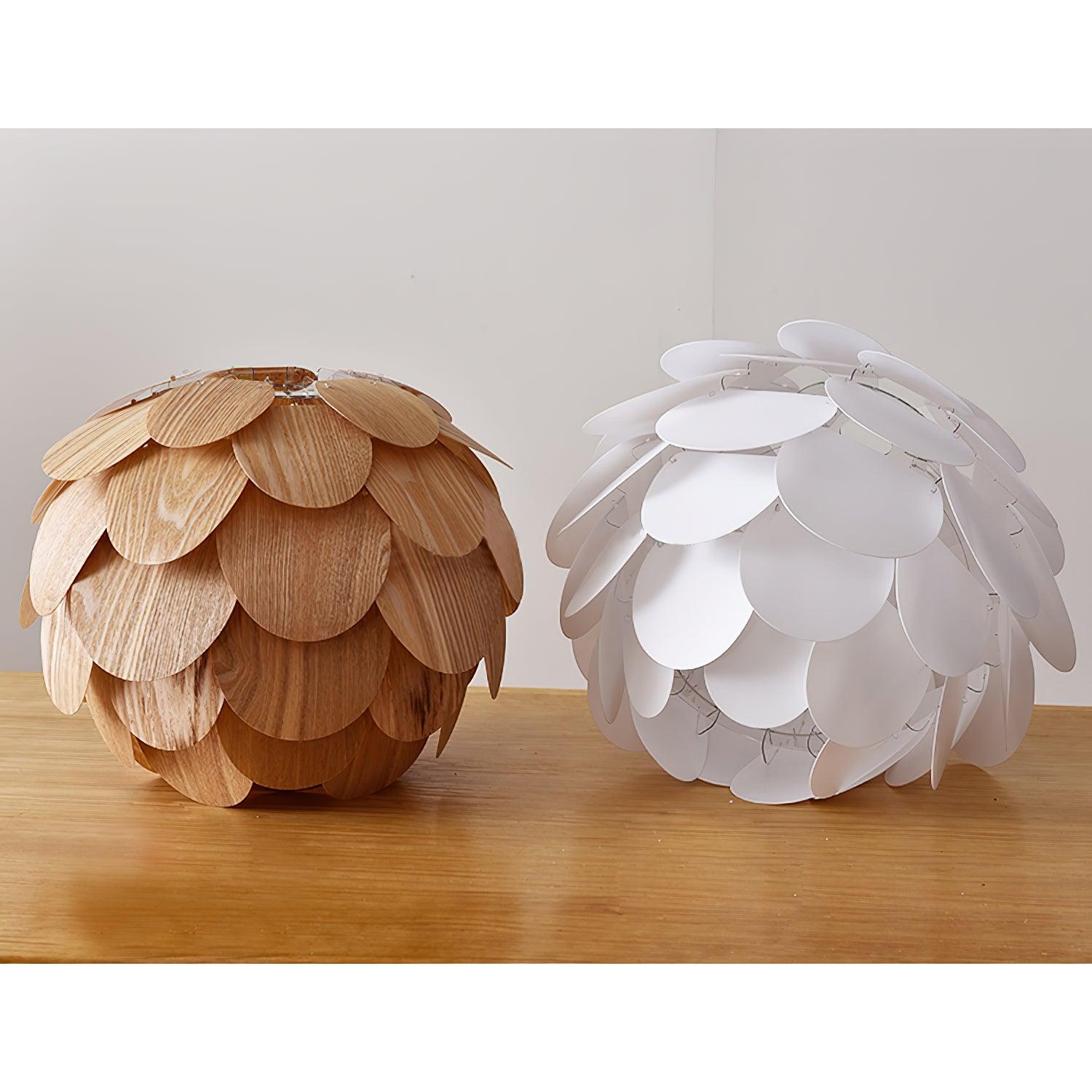Pinecone Pendant Light - Lumpaz