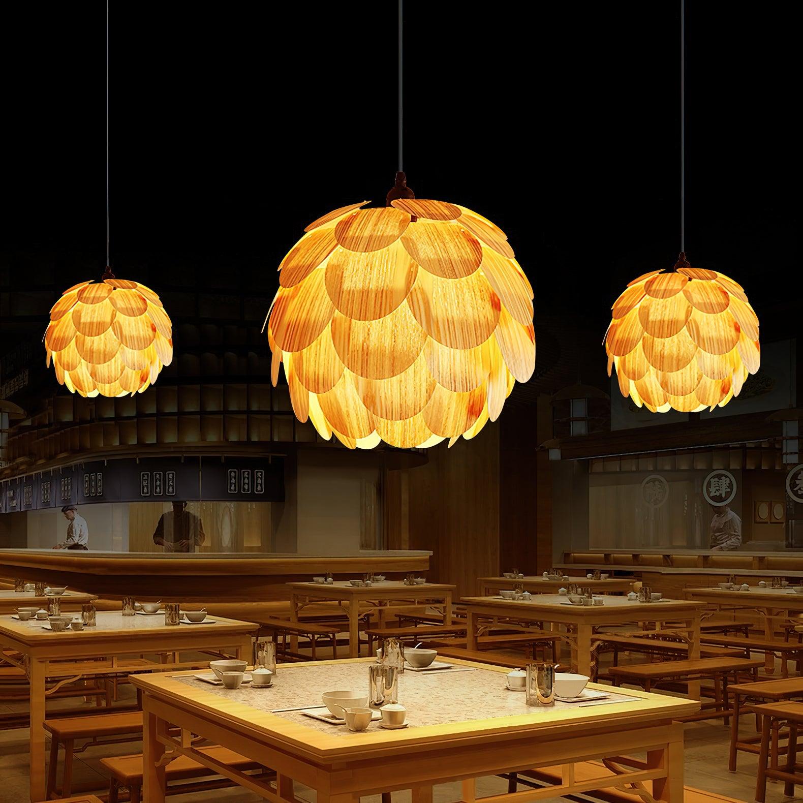 Pinecone Pendant Light - Lumpaz