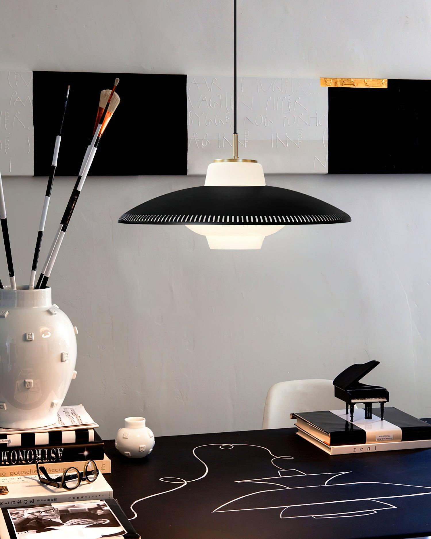 Alien Frisbee Pendant Lamp - Lumpaz