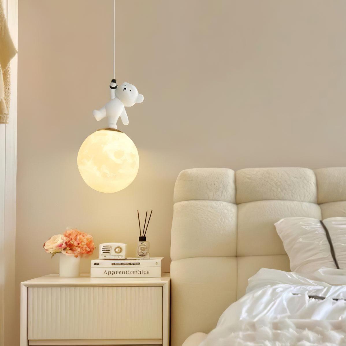 Animal And Moon Pendant Light - Lumpaz