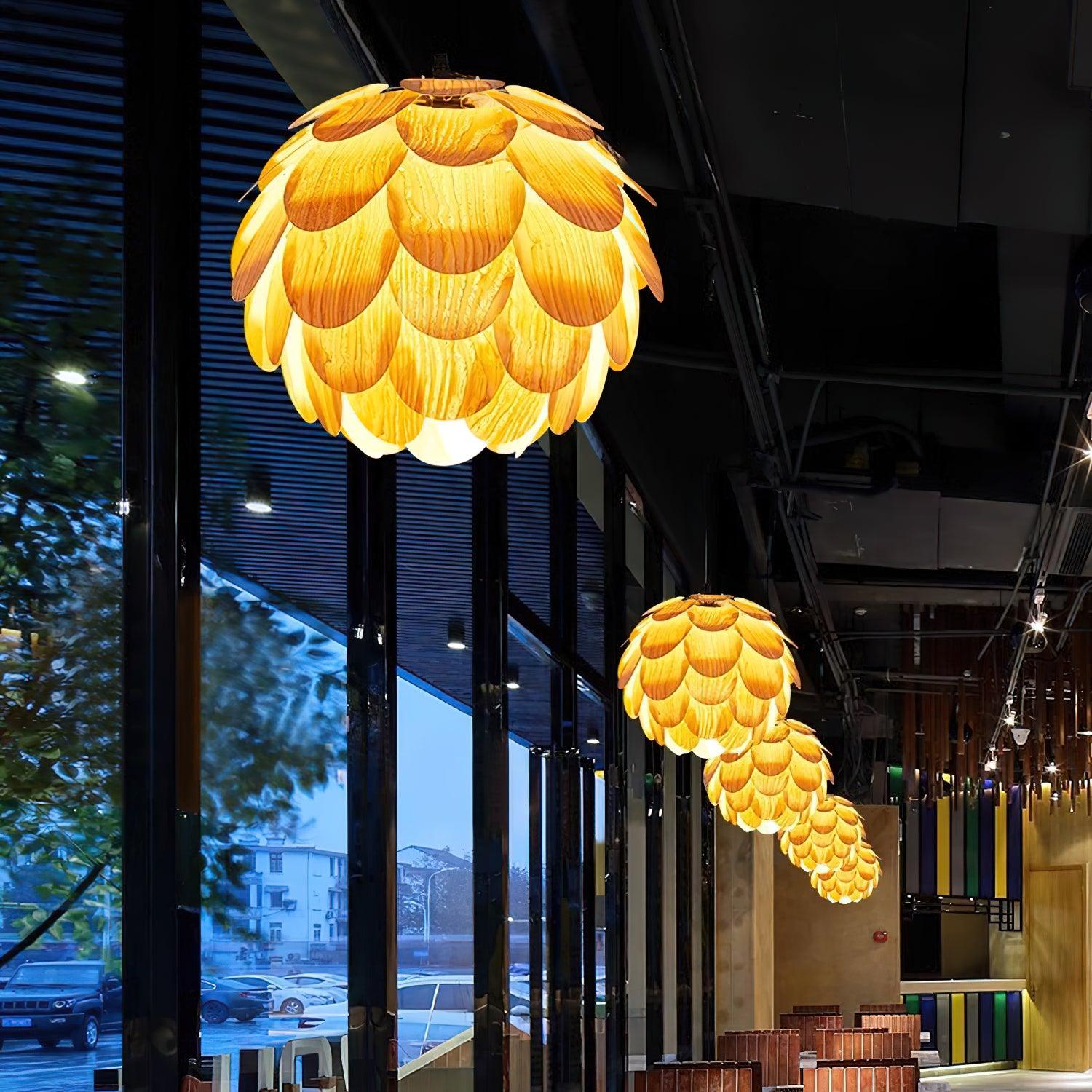 Pinecone Pendant Light - Lumpaz