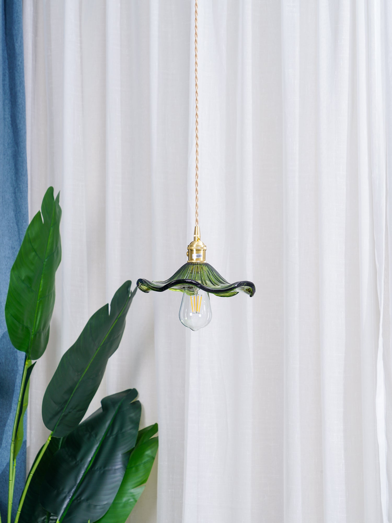 Glass Hibiscus Flower Pendant Light - Lumpaz