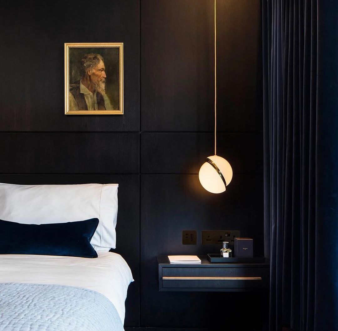 Crescent Pendant Lamp - Lumpaz