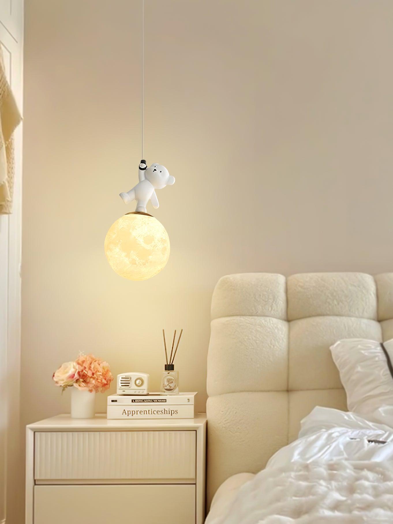 Animal And Moon Pendant Light - Lumpaz