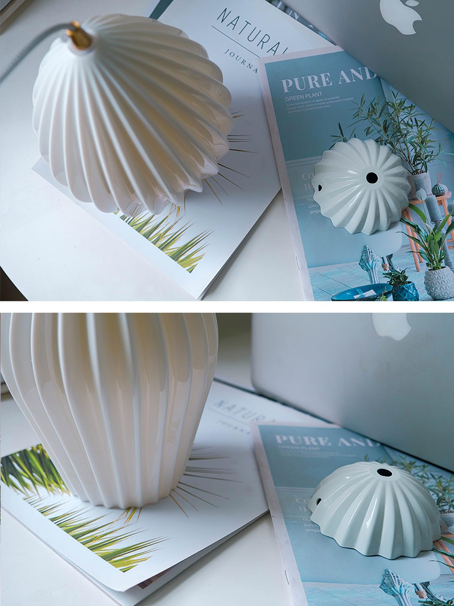 Ceramic Ribbed Pendant light - Lumpaz