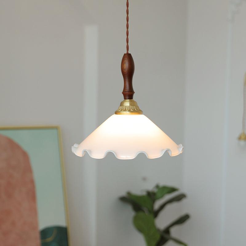 Milky Flower Pendant Light - Lumpaz