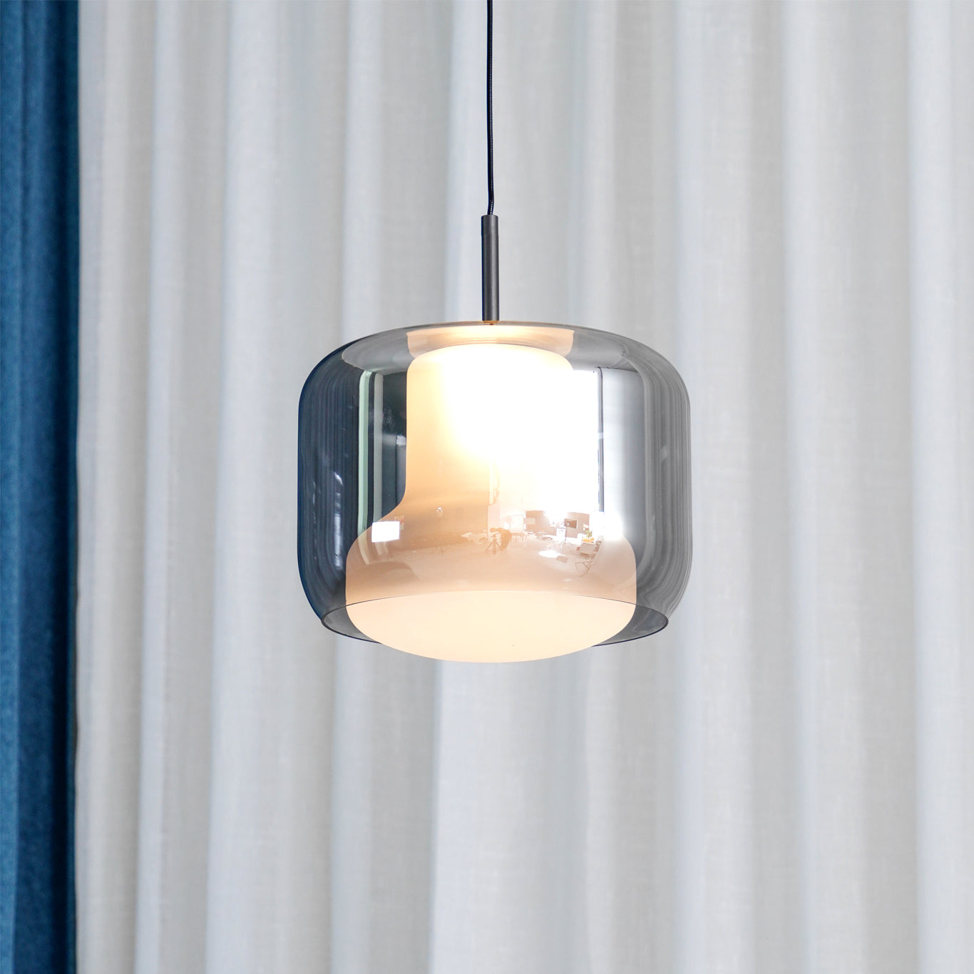 Titan Glass Pendant Lamp - Lumpaz