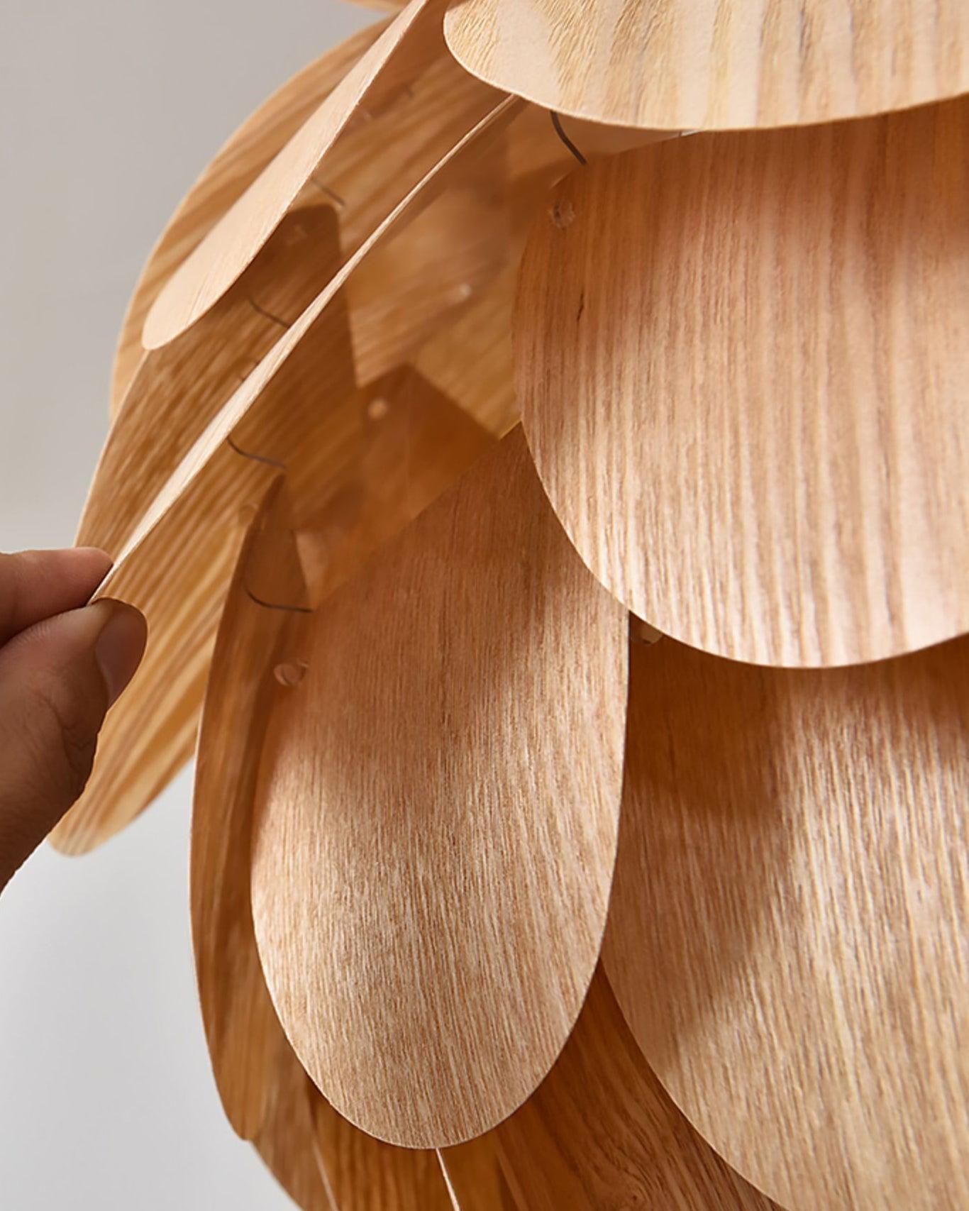 Pinecone Pendant Light - Lumpaz