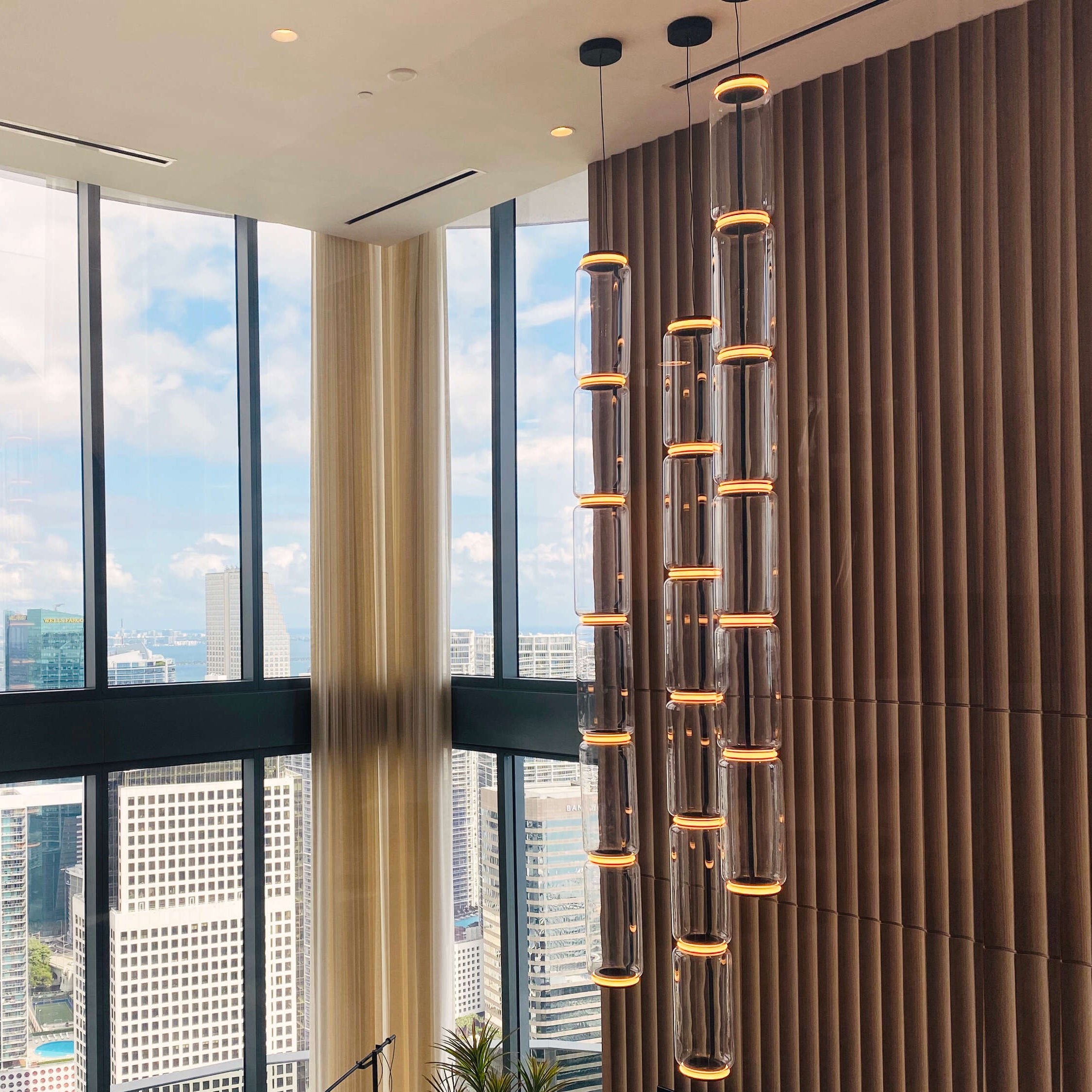Cylindrical Glass Pendant Light - Lumpaz