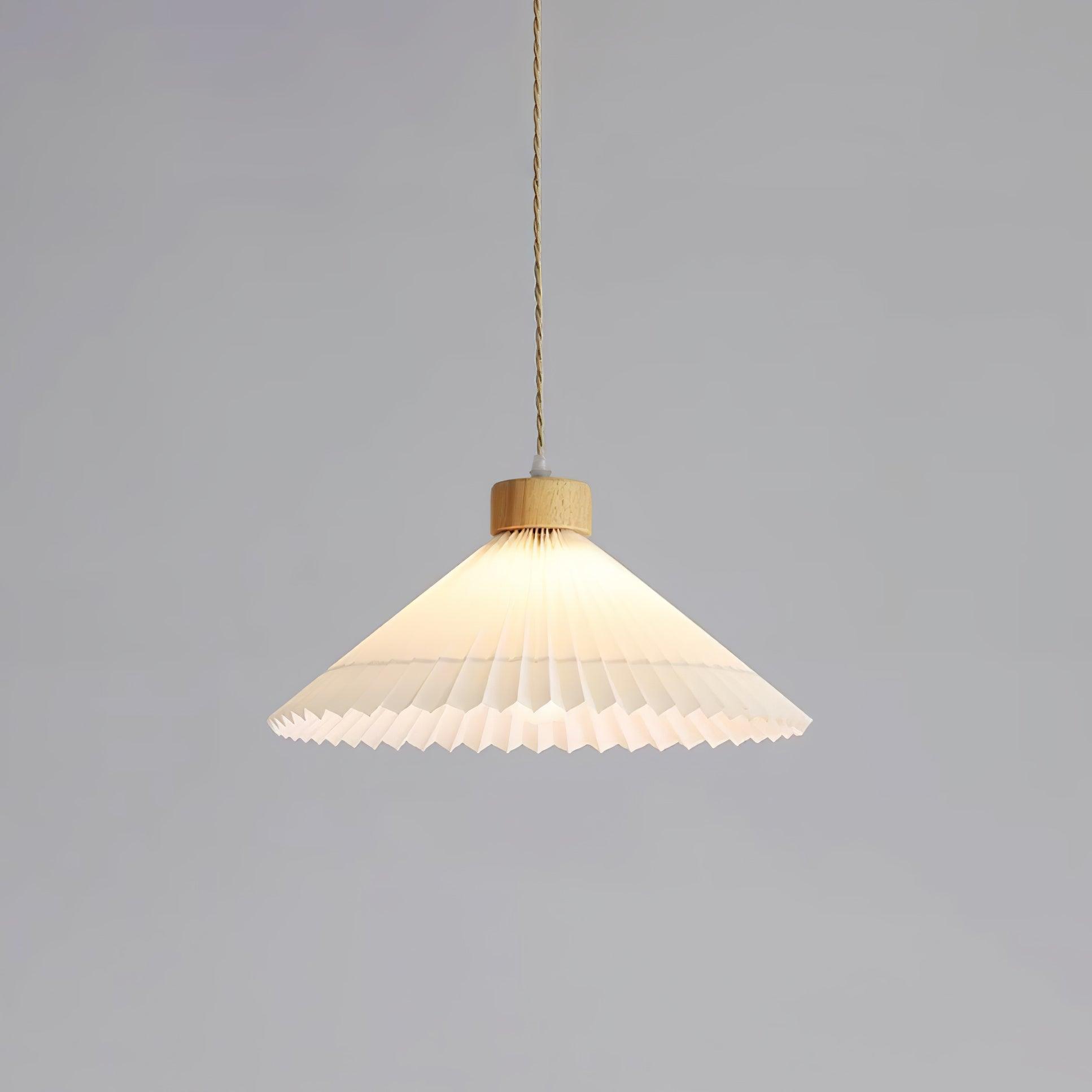 Pleated Wooden Pendant Light - Lumpaz