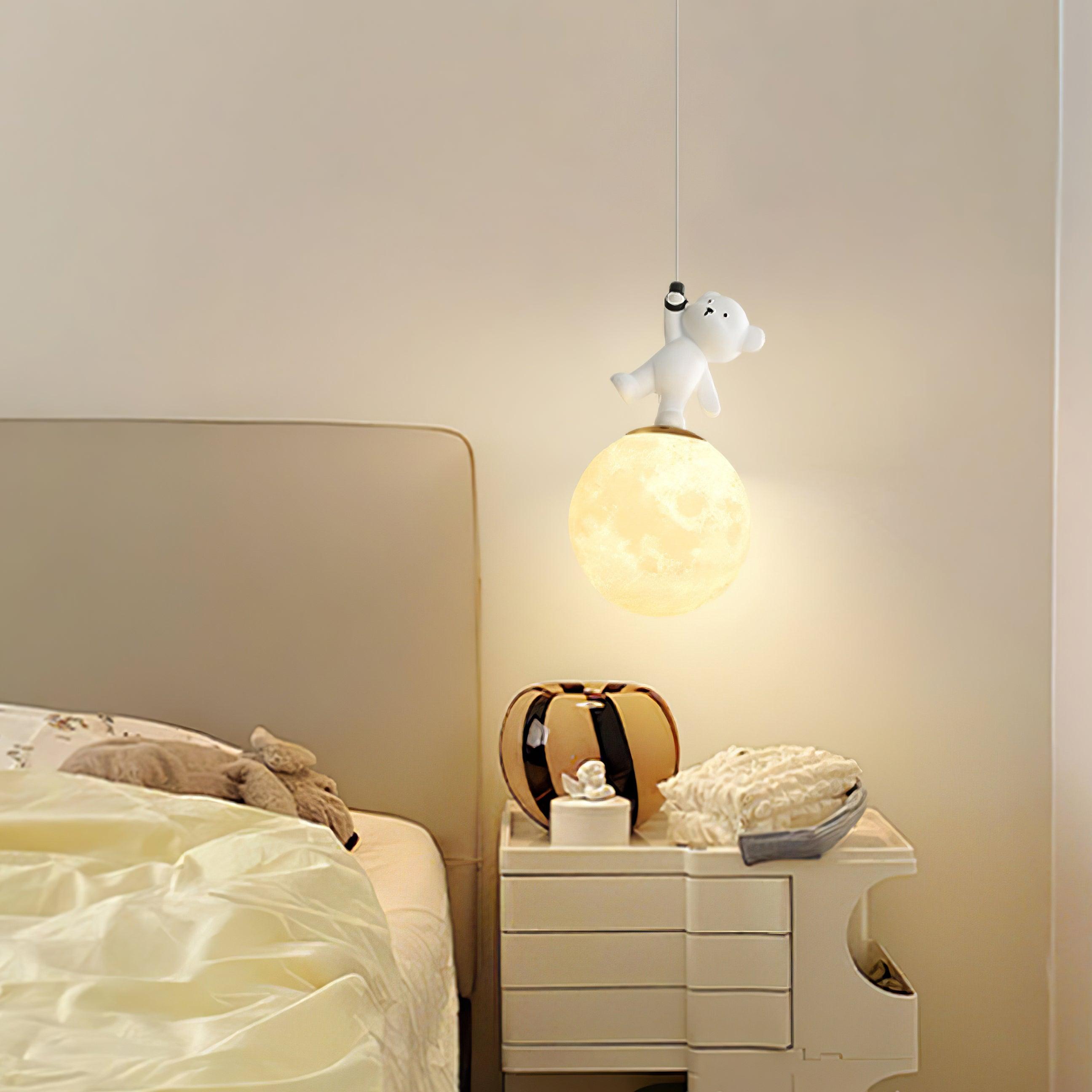 Animal And Moon Pendant Light - Lumpaz