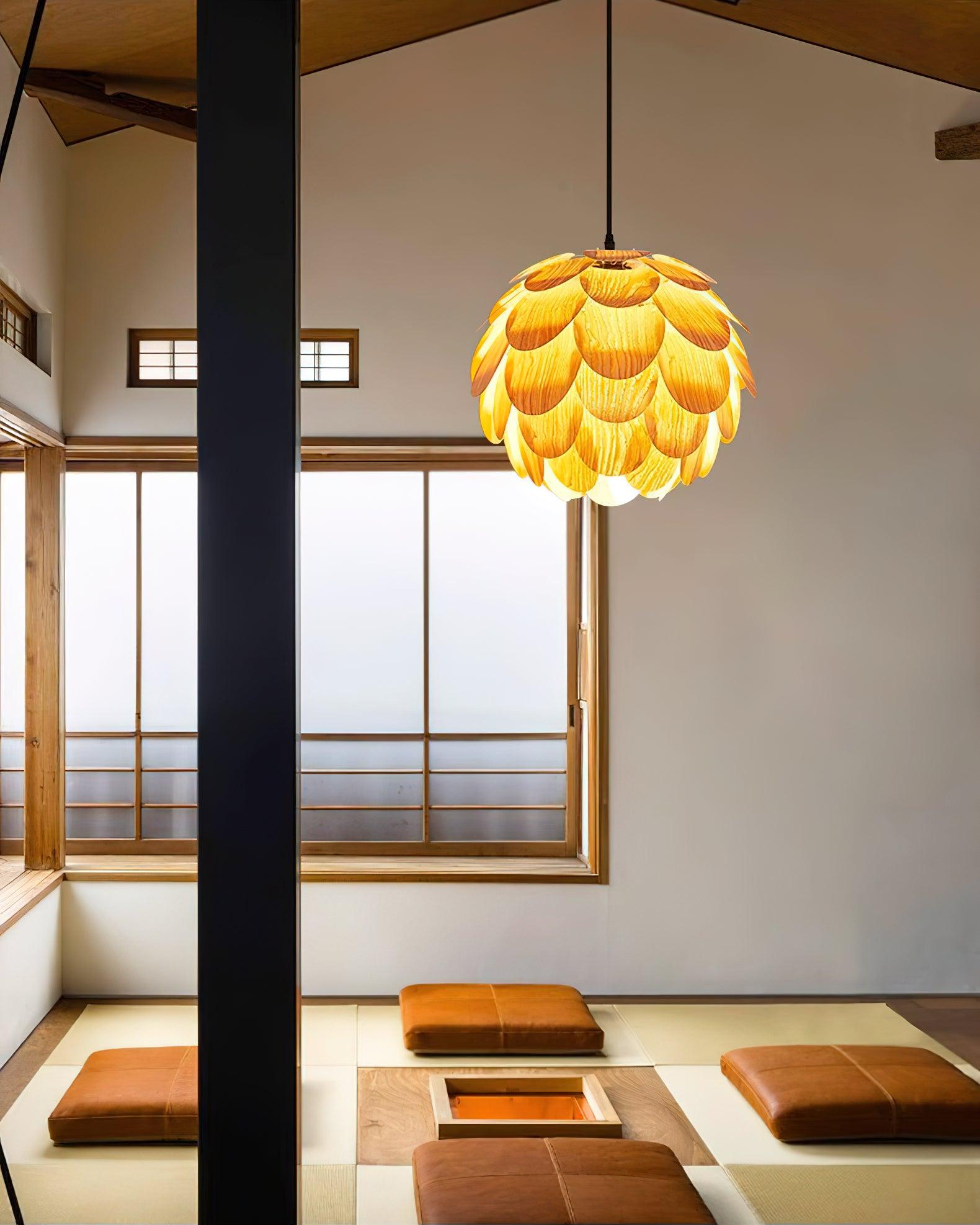 Pinecone Pendant Light - Lumpaz
