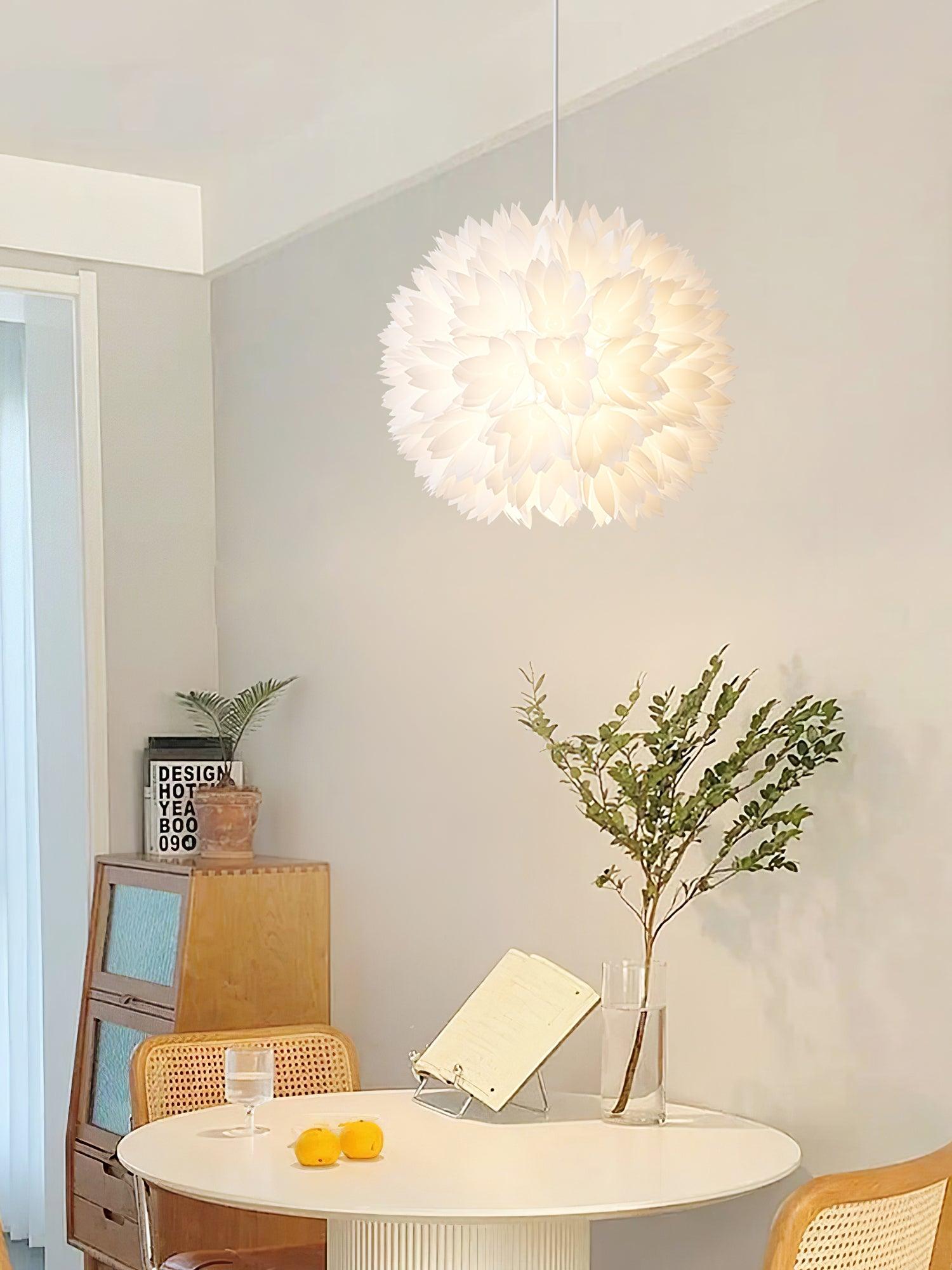 Flowers Ball Pendant Light - Lumpaz