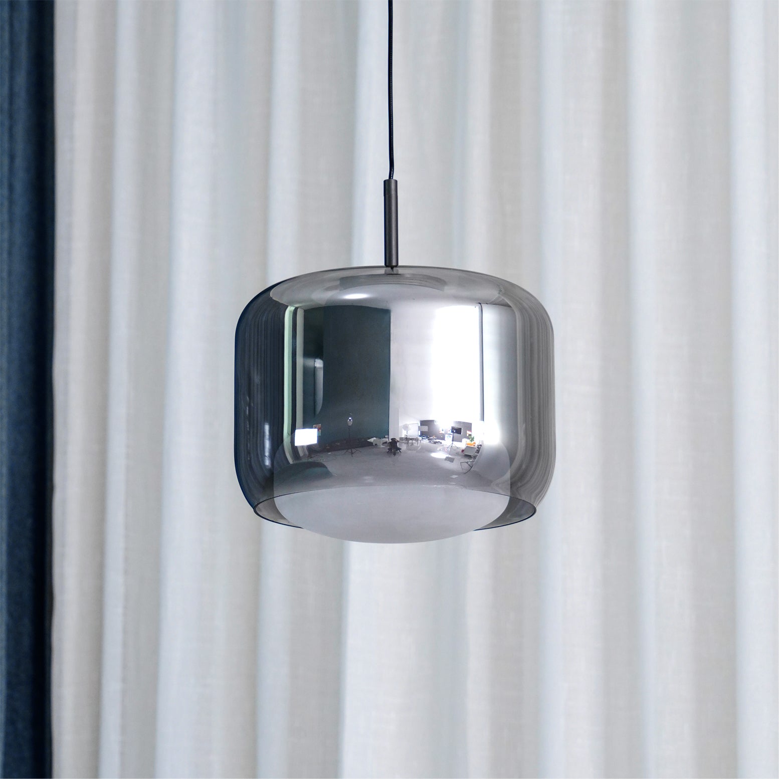 Titan Glass Pendant Lamp - Lumpaz