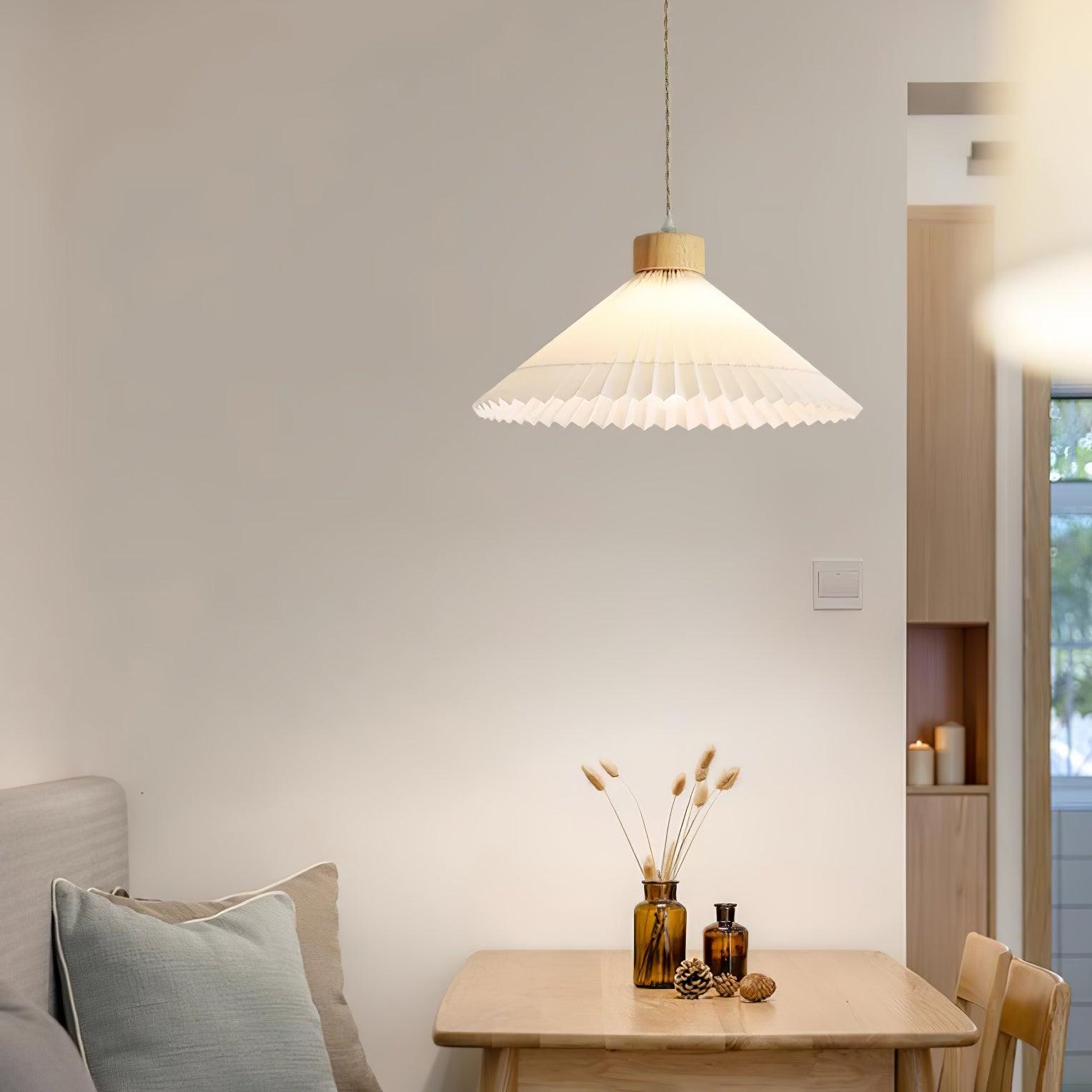 Pleated Wooden Pendant Light - Lumpaz