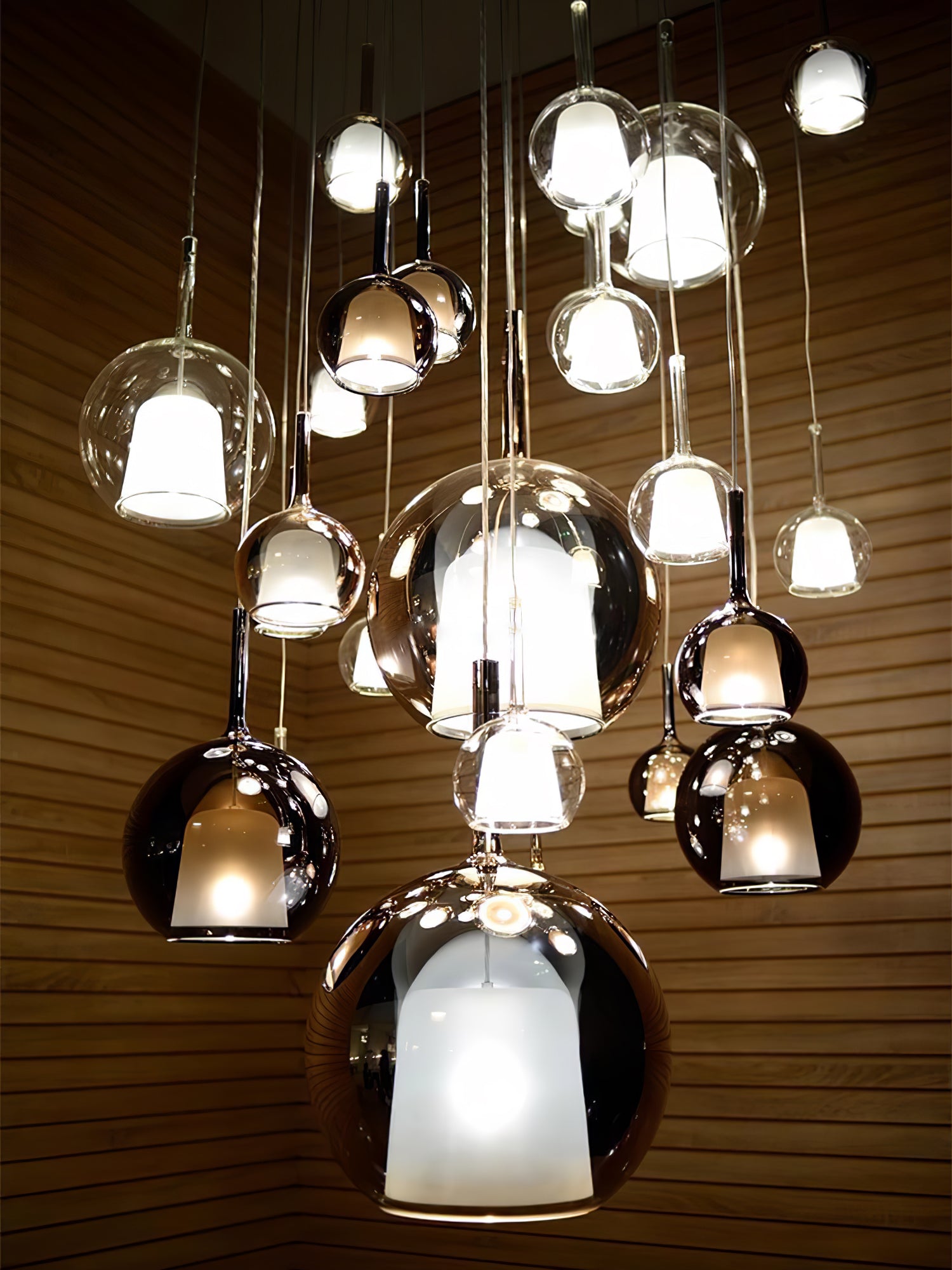 Glo Pendant Light - Lumpaz