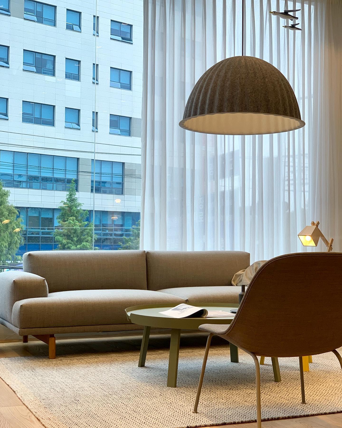 Under The Bell Pendant Lamp - Lumpaz