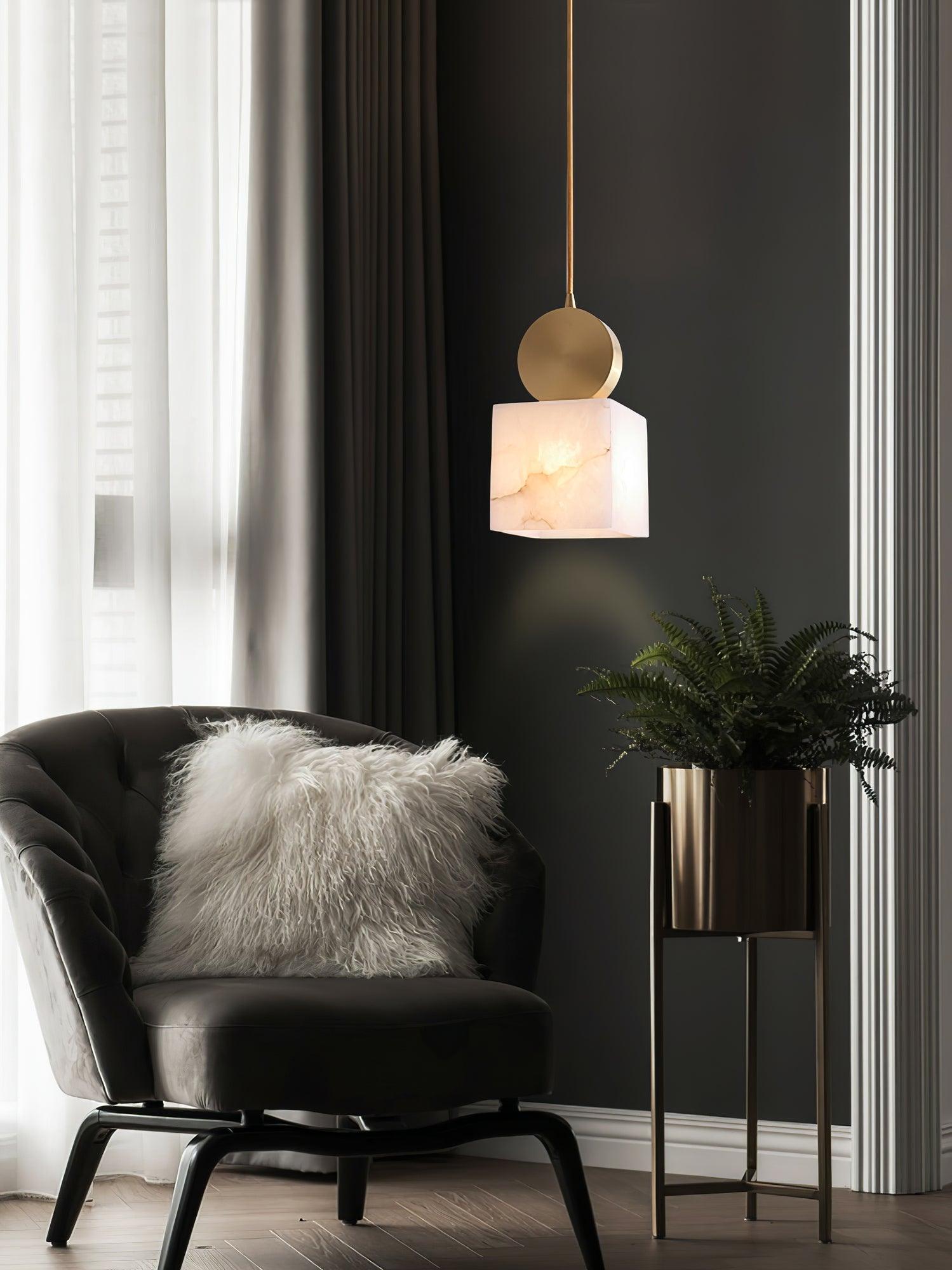 Etruscan Aabaster Pendant Light - Lumpaz