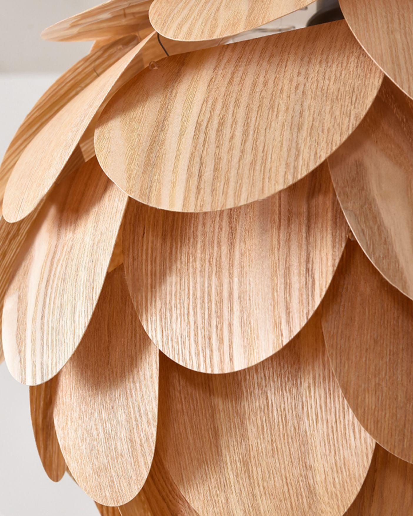 Pinecone Pendant Light - Lumpaz