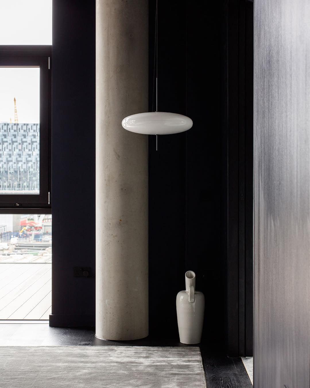 Model 2065 Pendant Lamp - Lumpaz